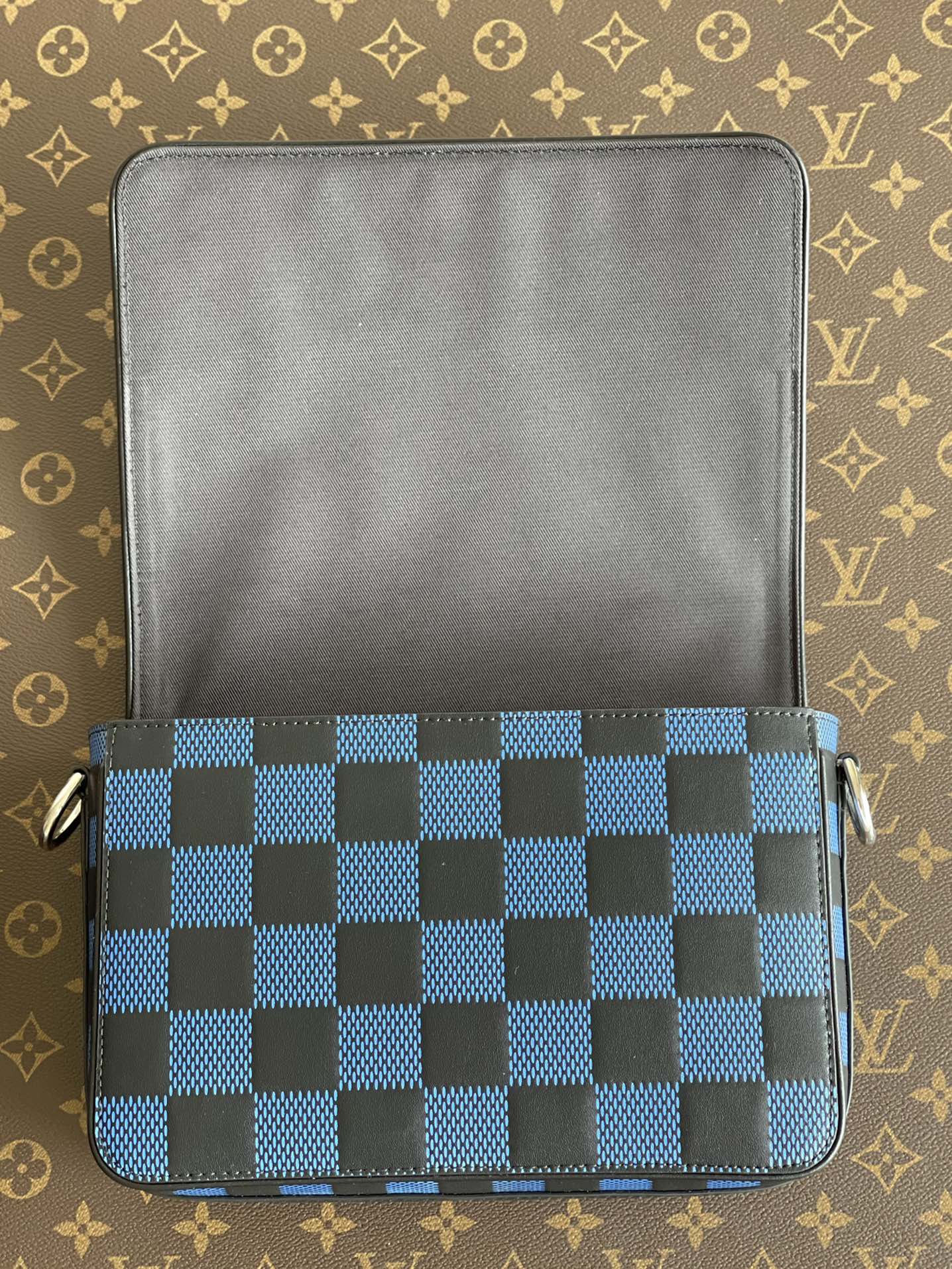 LV BAG N
