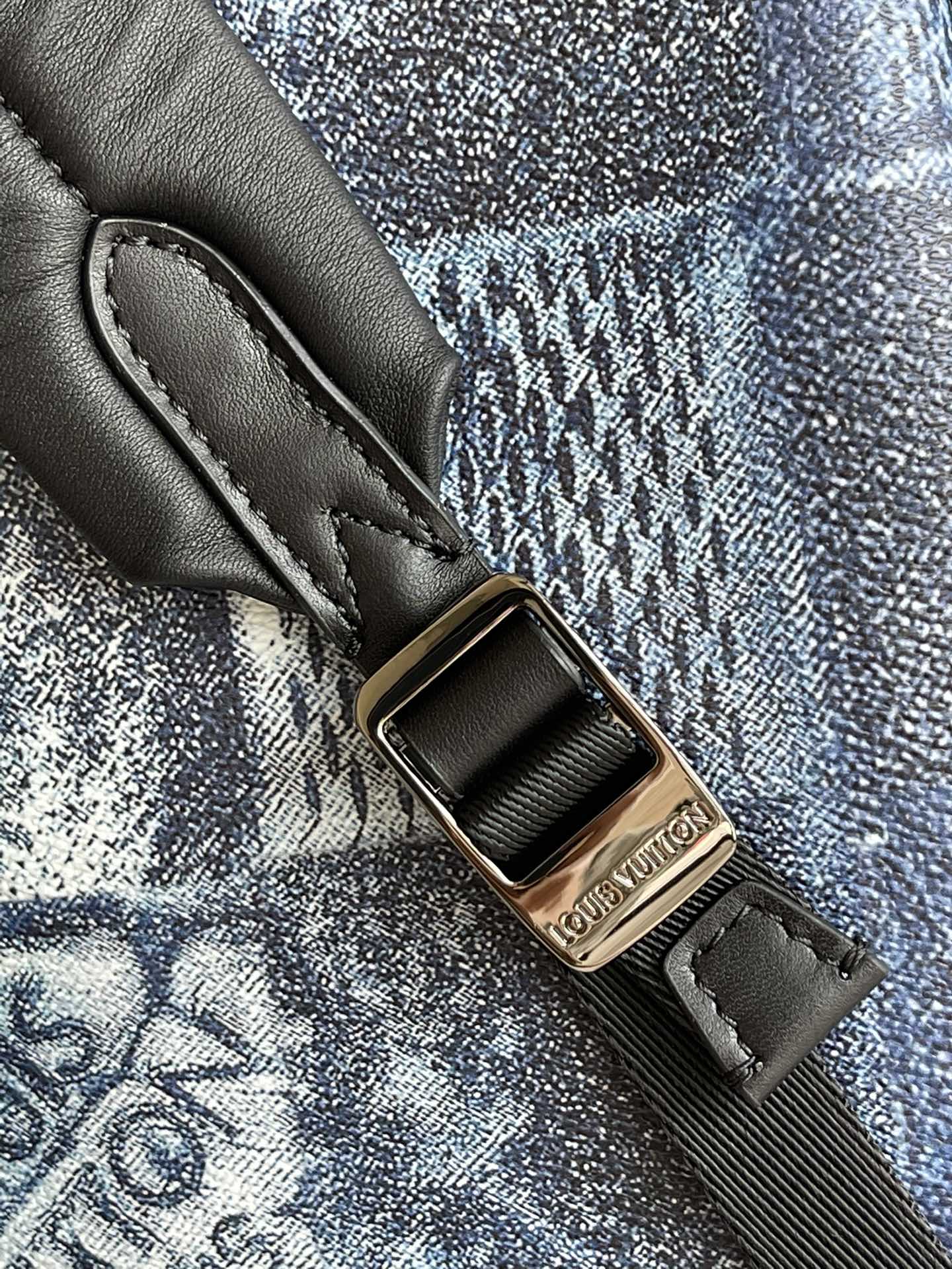 LV BAG N