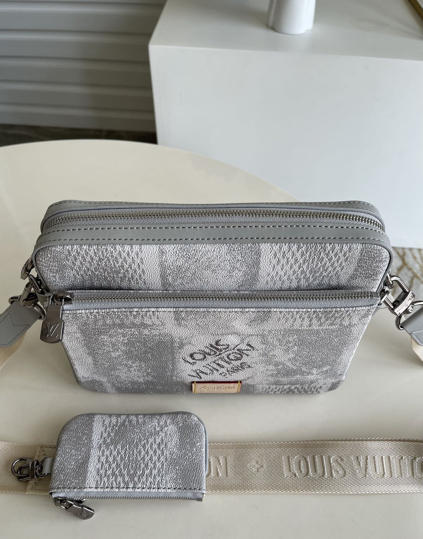 LV BAG N