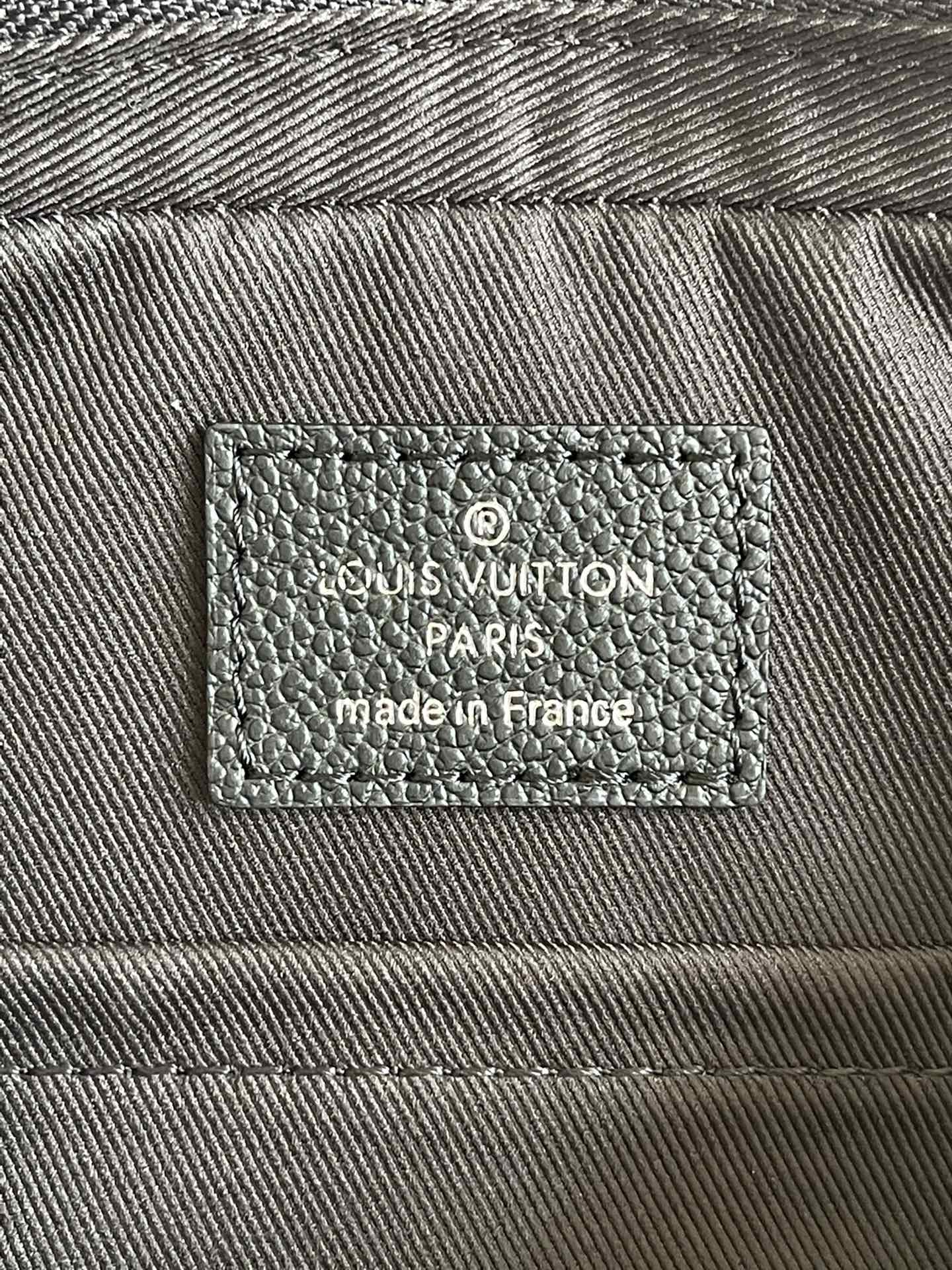 LV BAG N