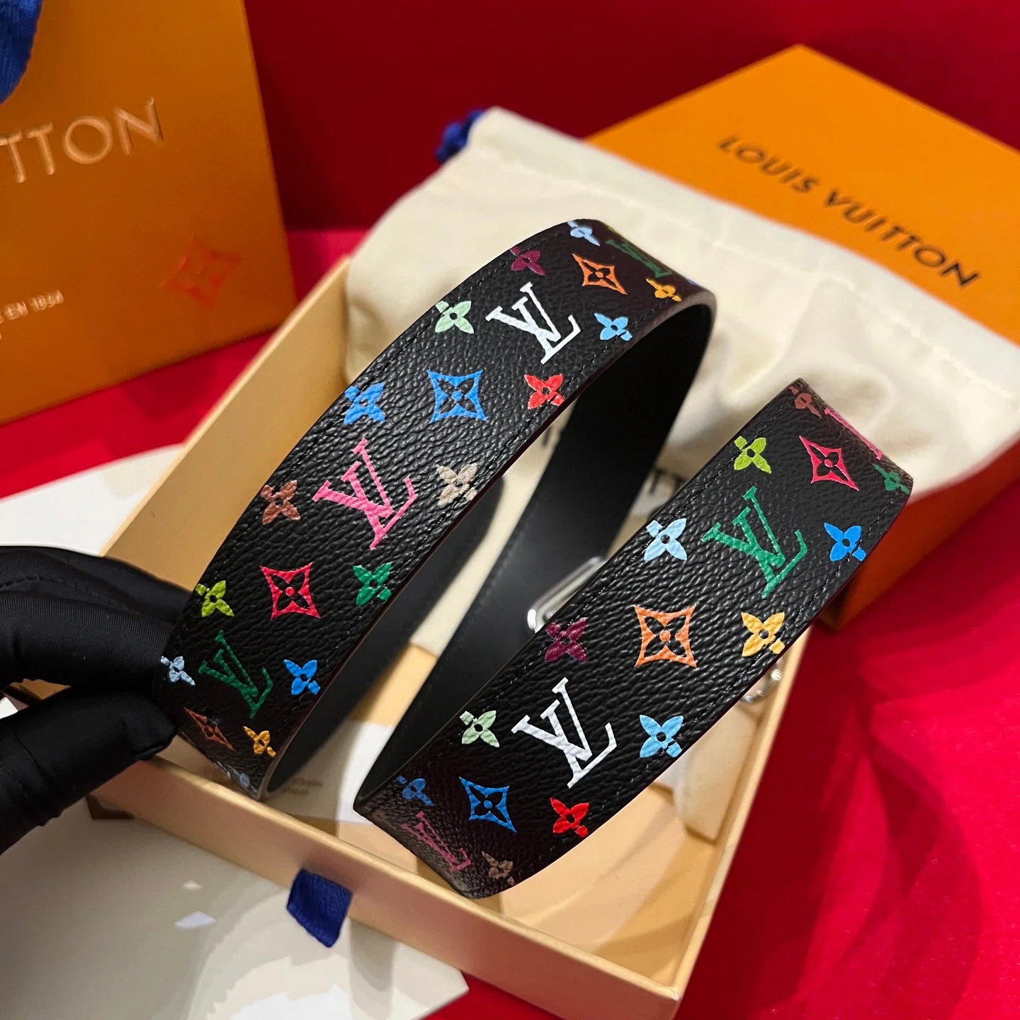 LV BELT