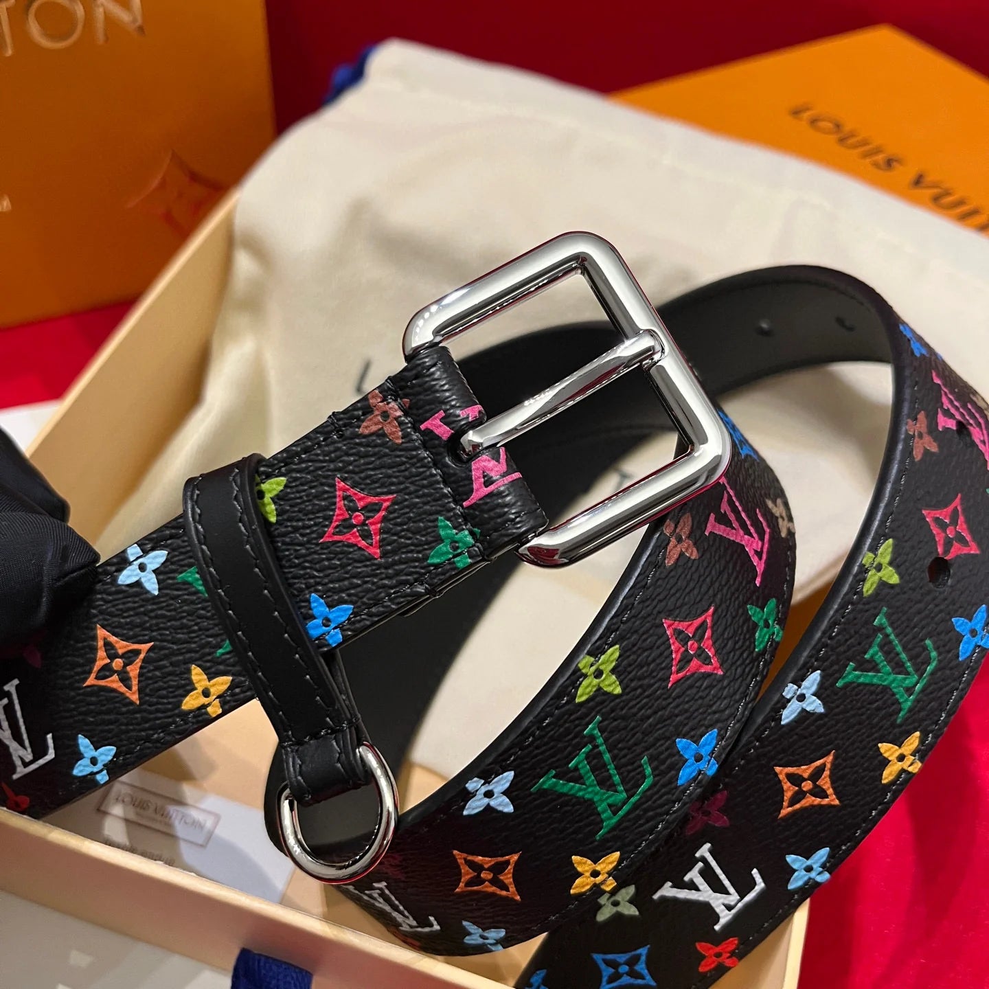 LV BELT