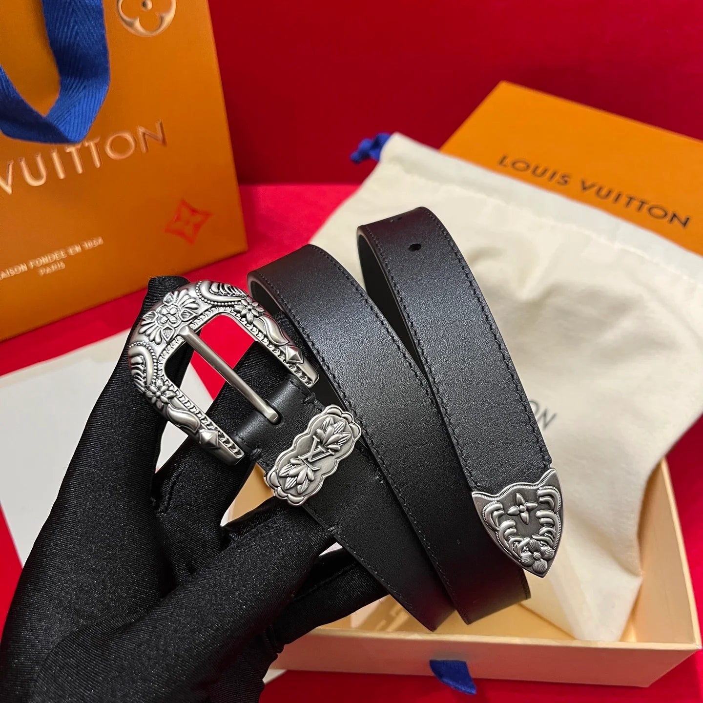 LV BELT