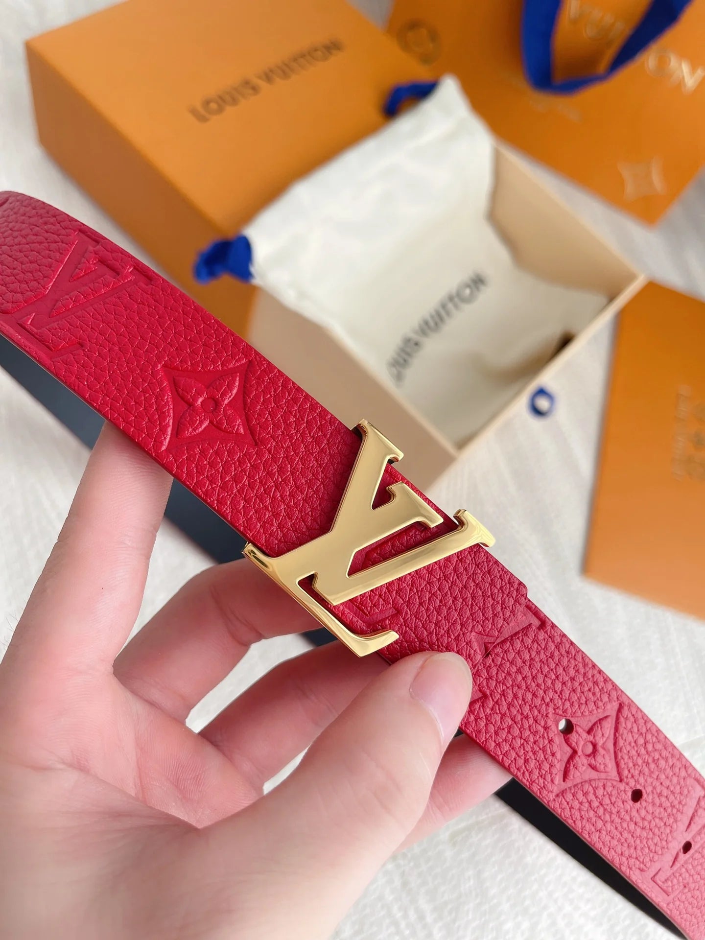 LV BELT