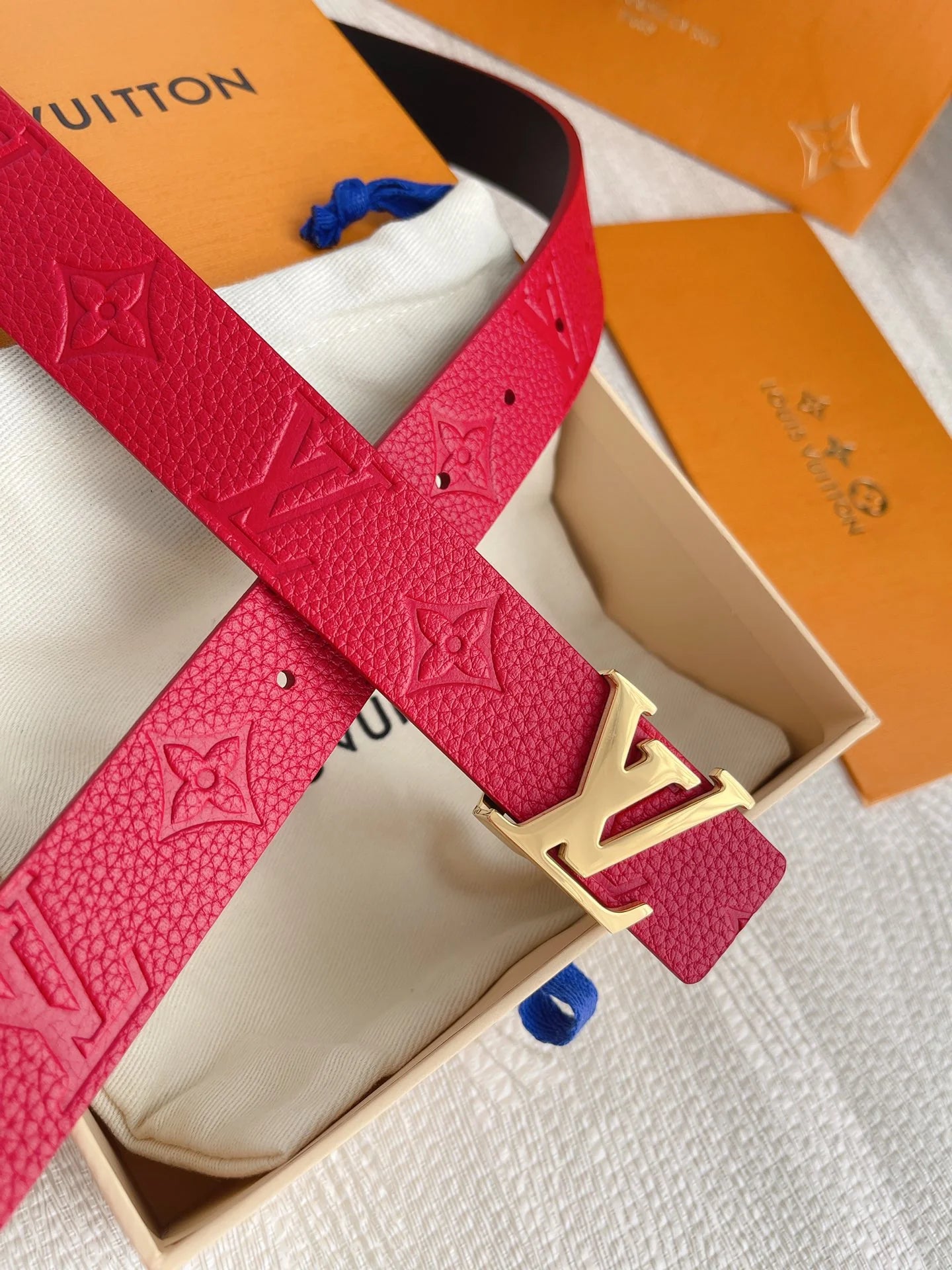 LV BELT