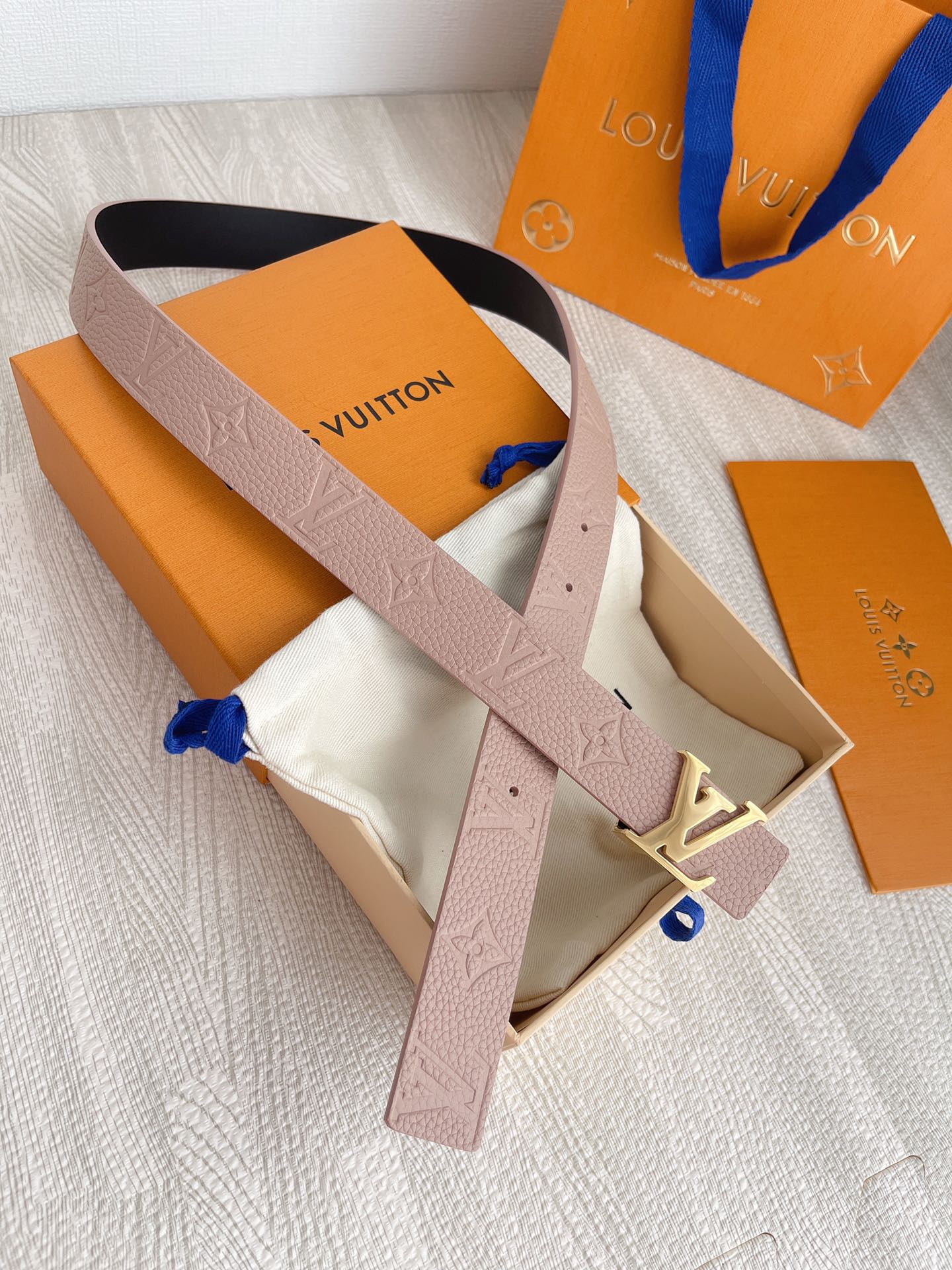 LV BELT