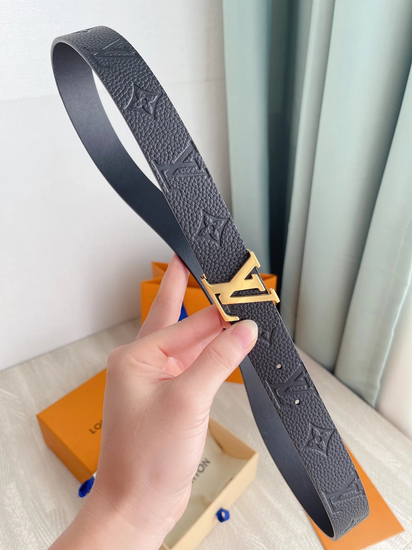 LV BELT
