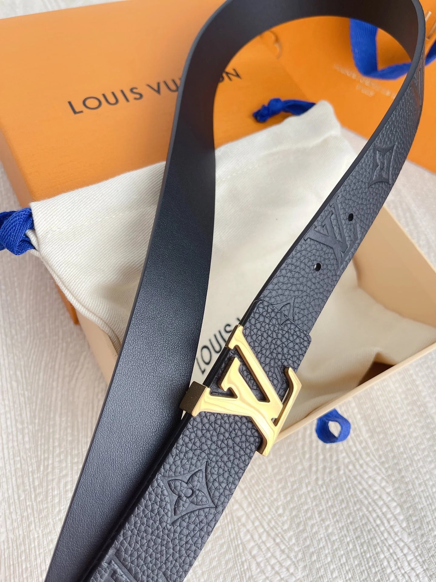 LV BELT