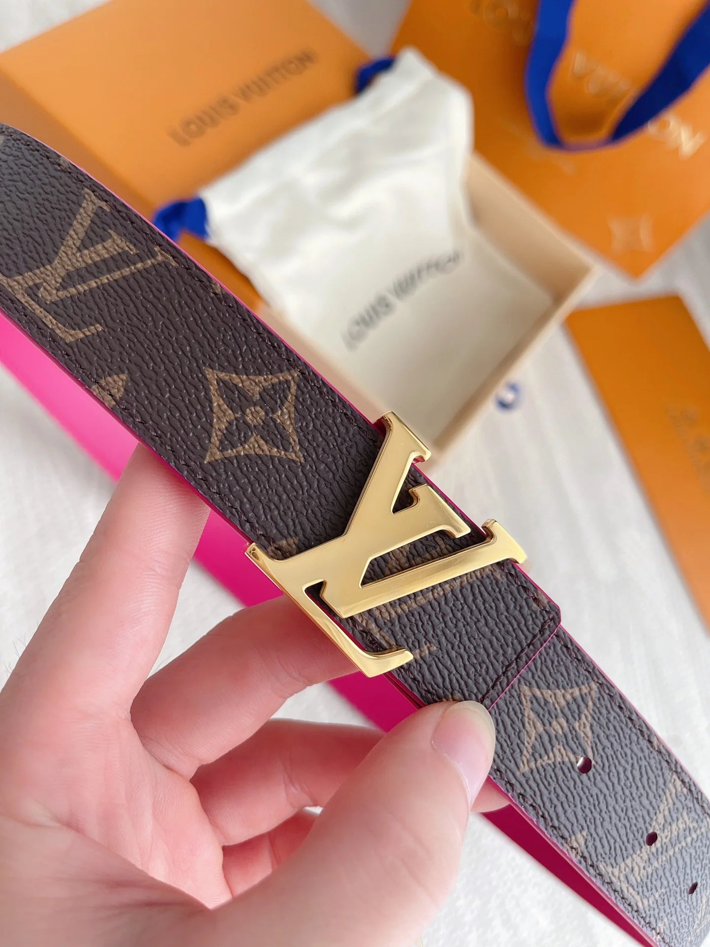 LV BELT