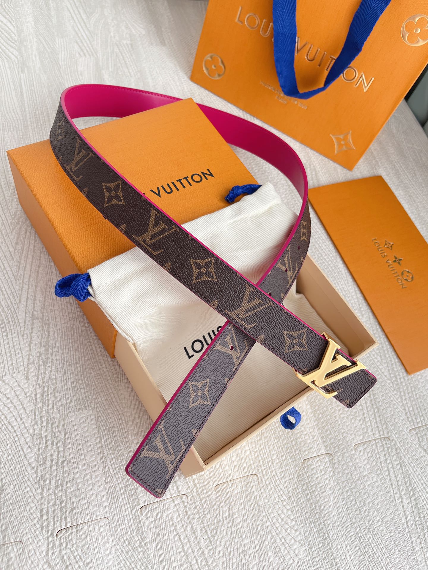 LV BELT