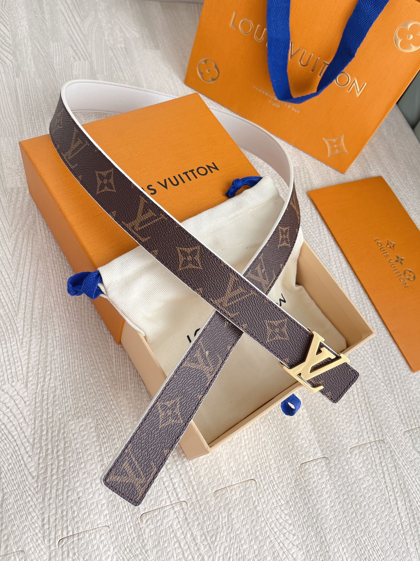 LV BELT