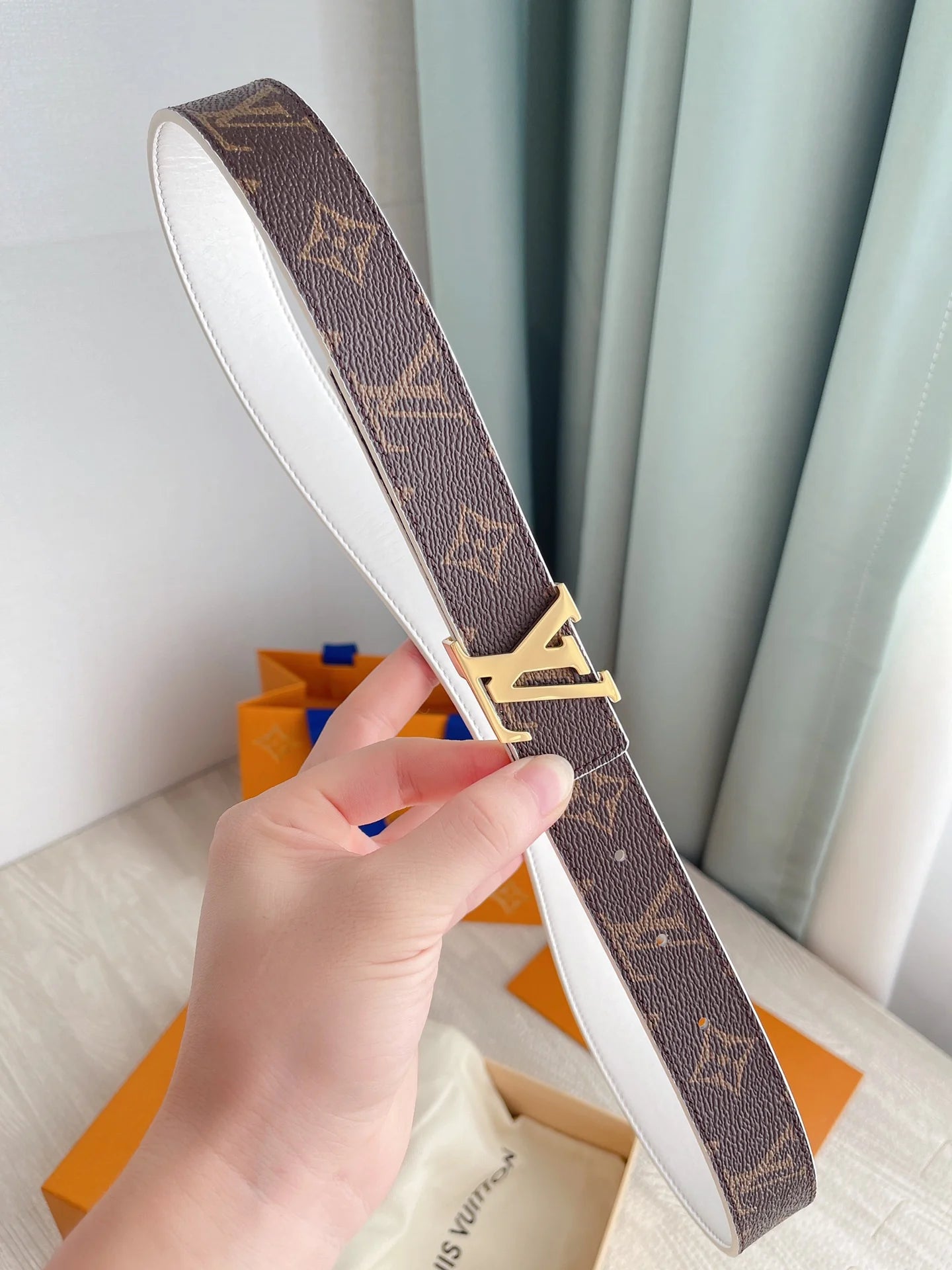 LV BELT