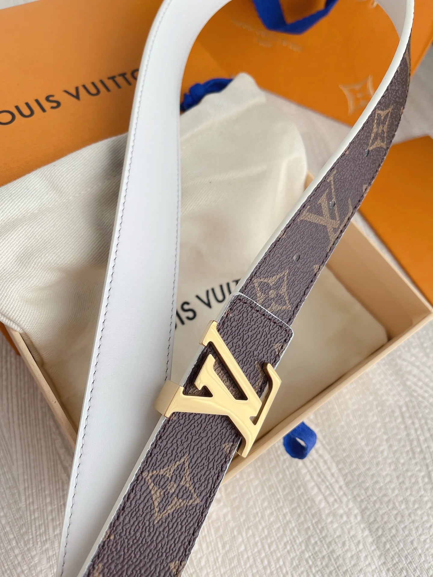 LV BELT