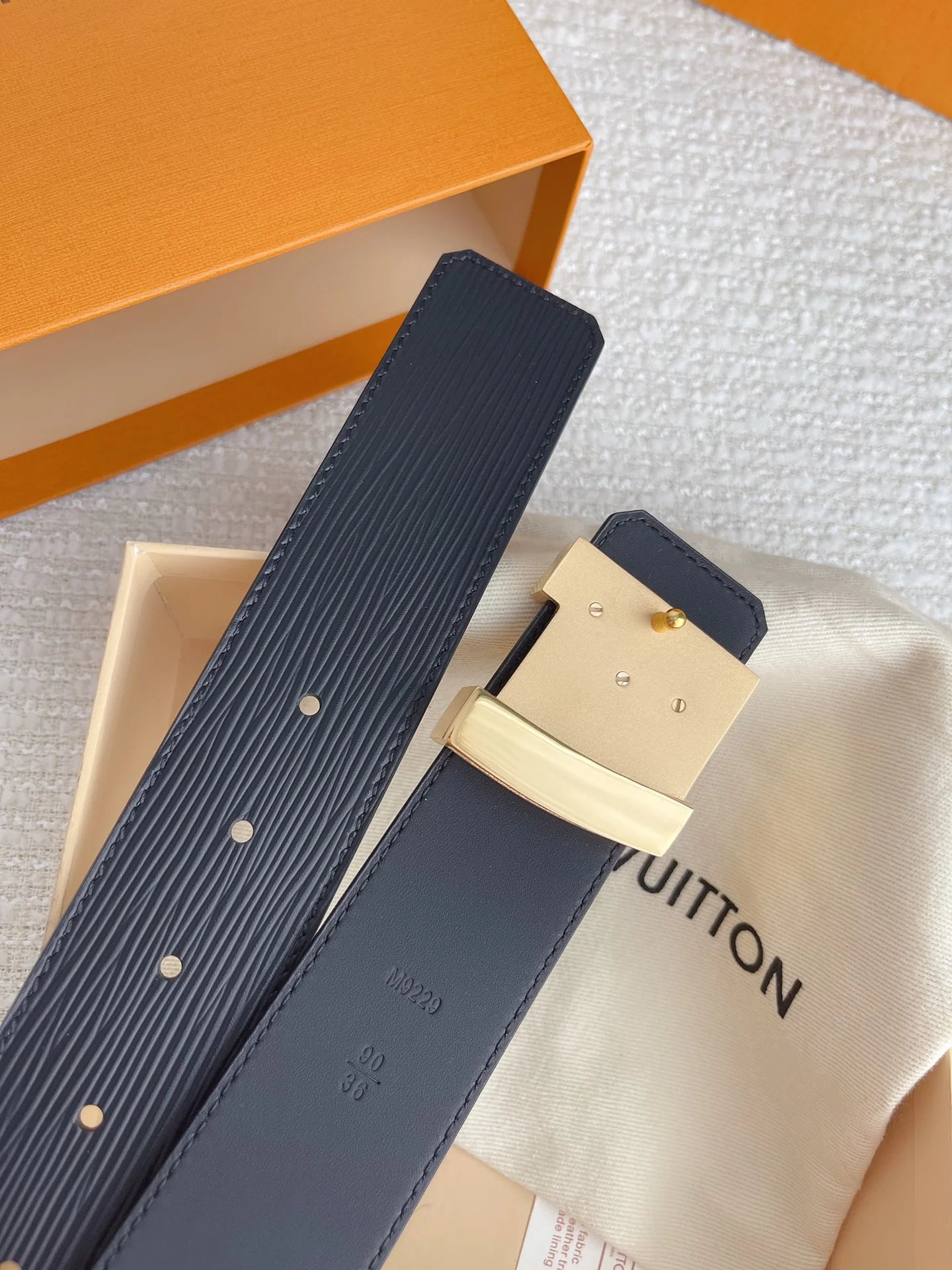 LV BELT