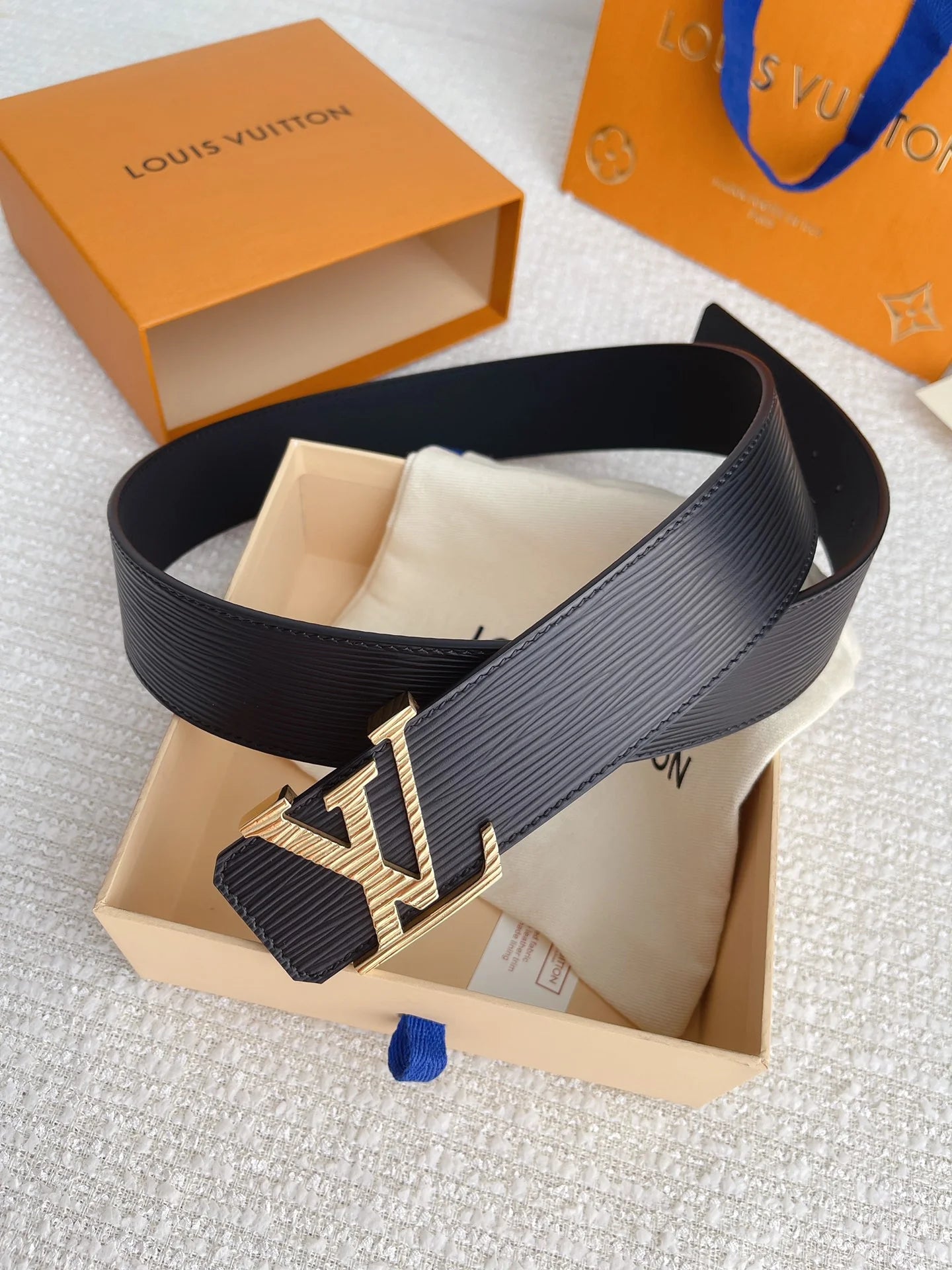 LV BELT