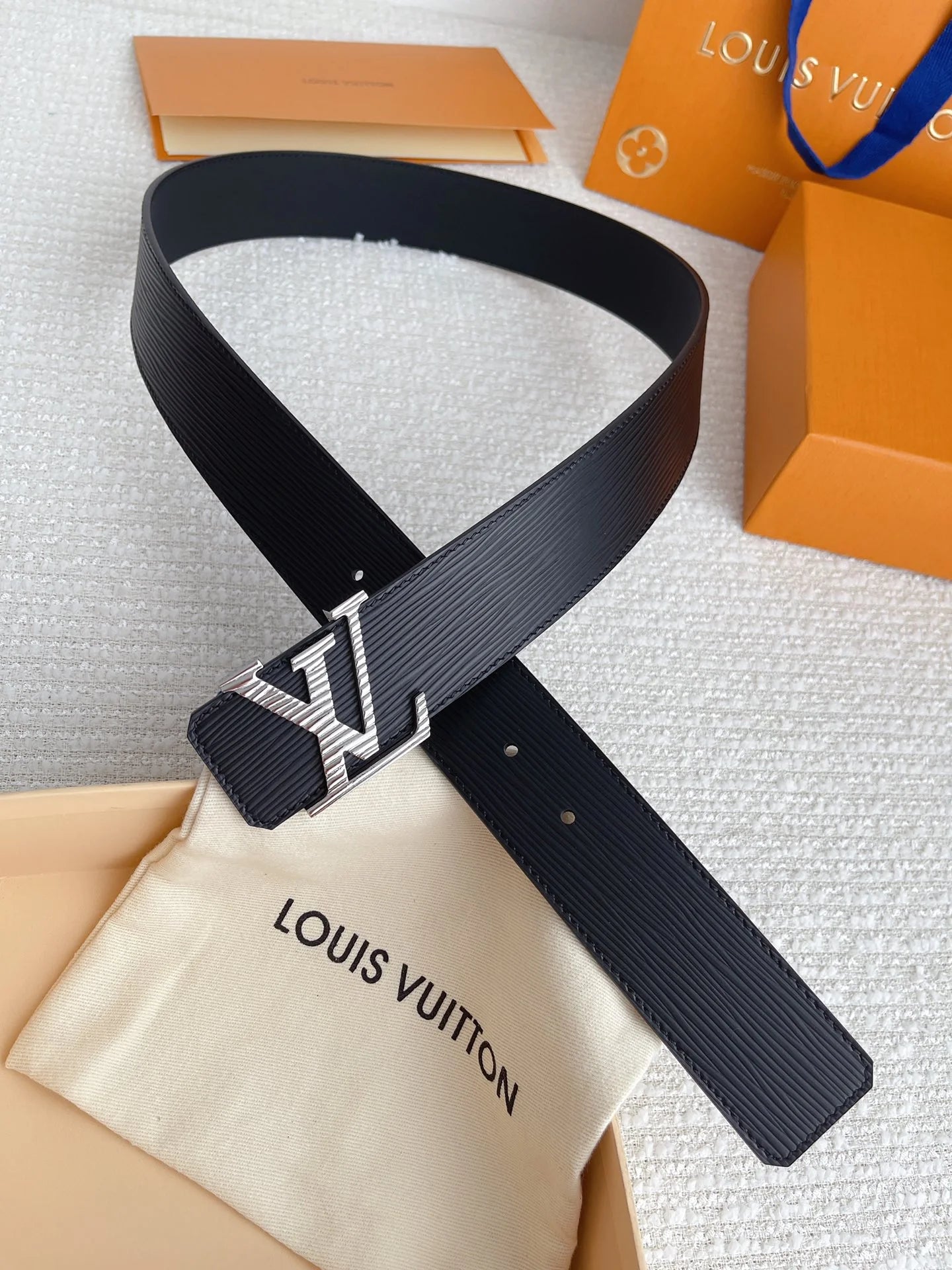 LV BELT