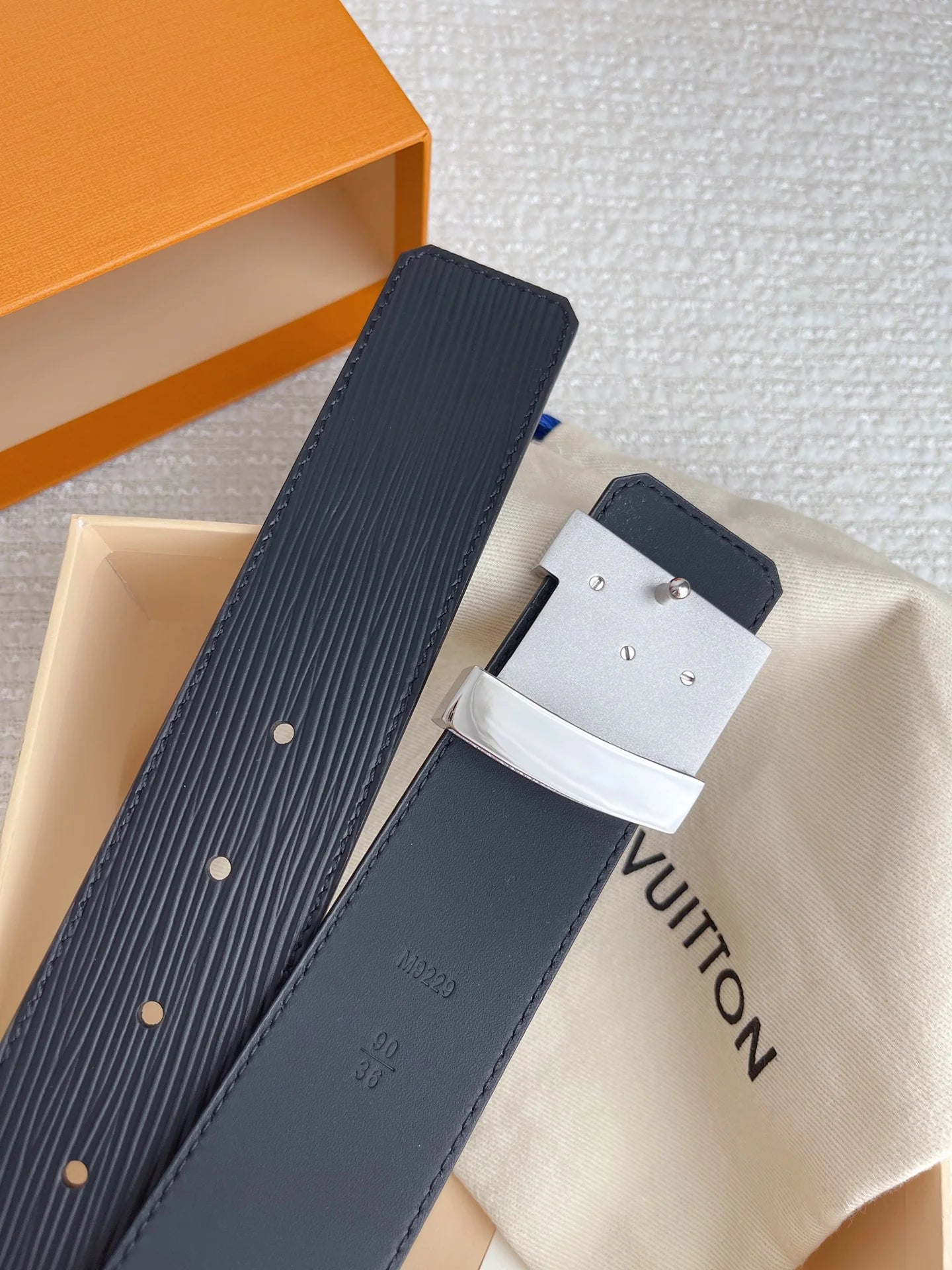 LV BELT