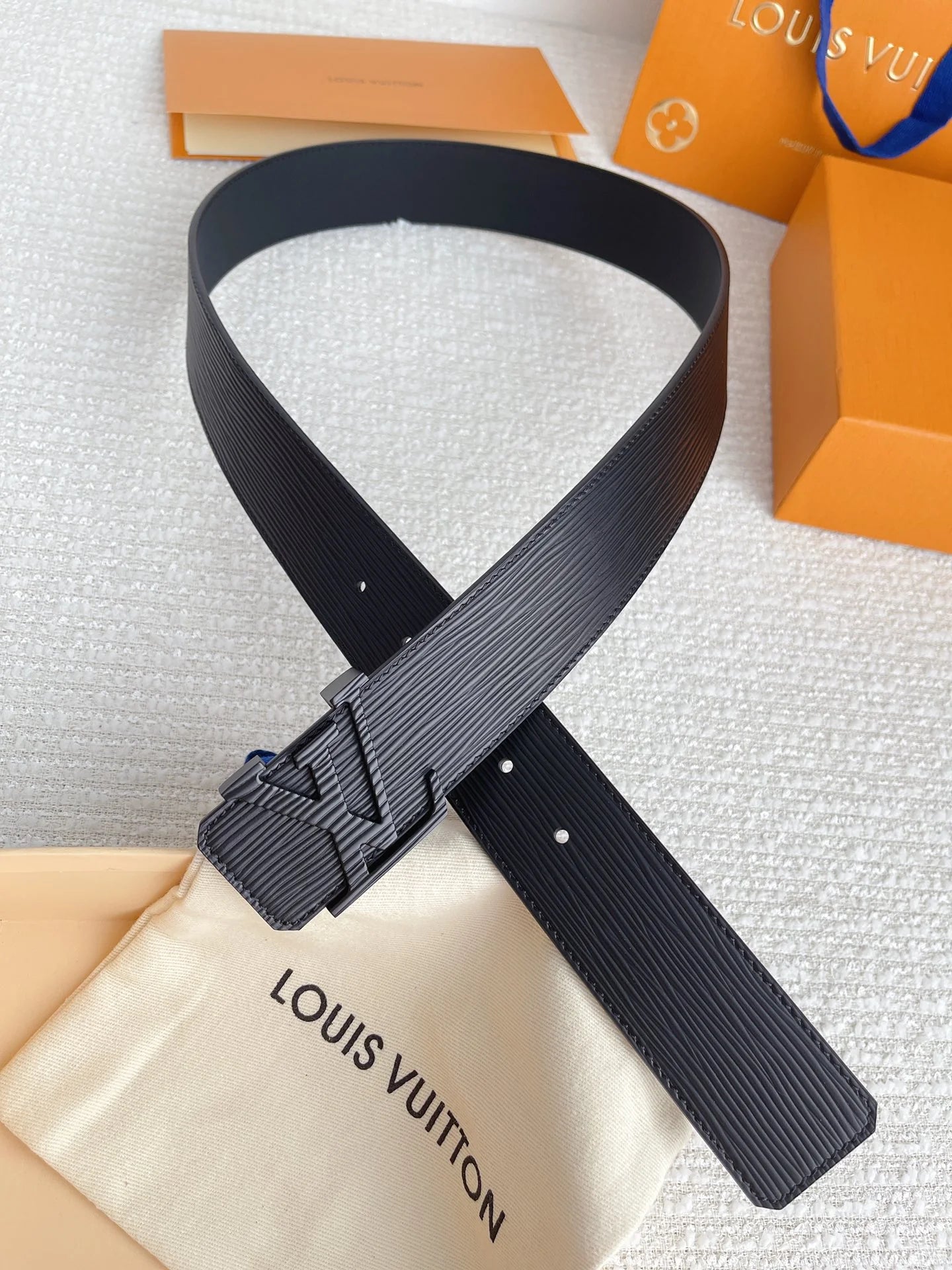 LV BELT