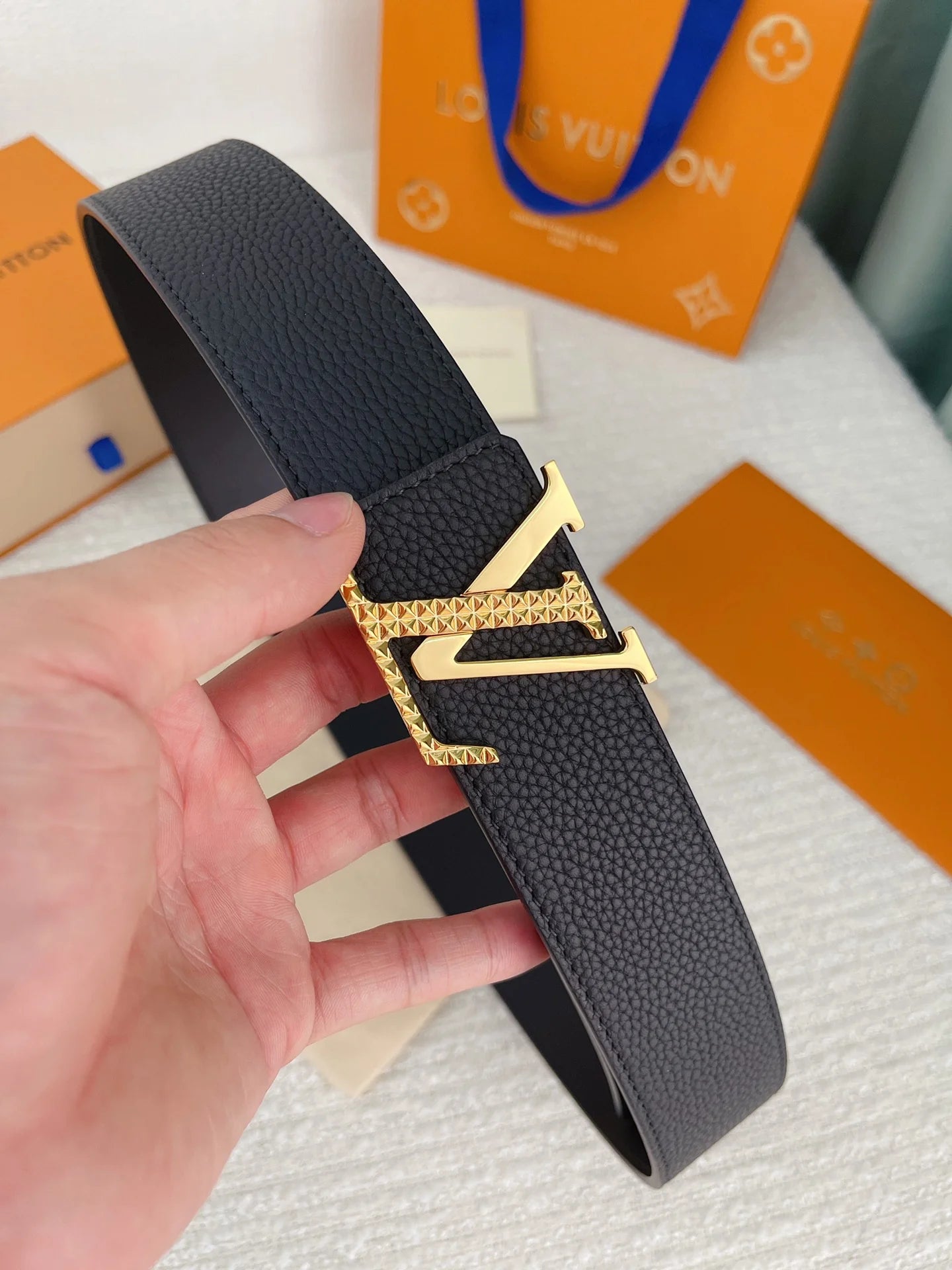 LV BELT