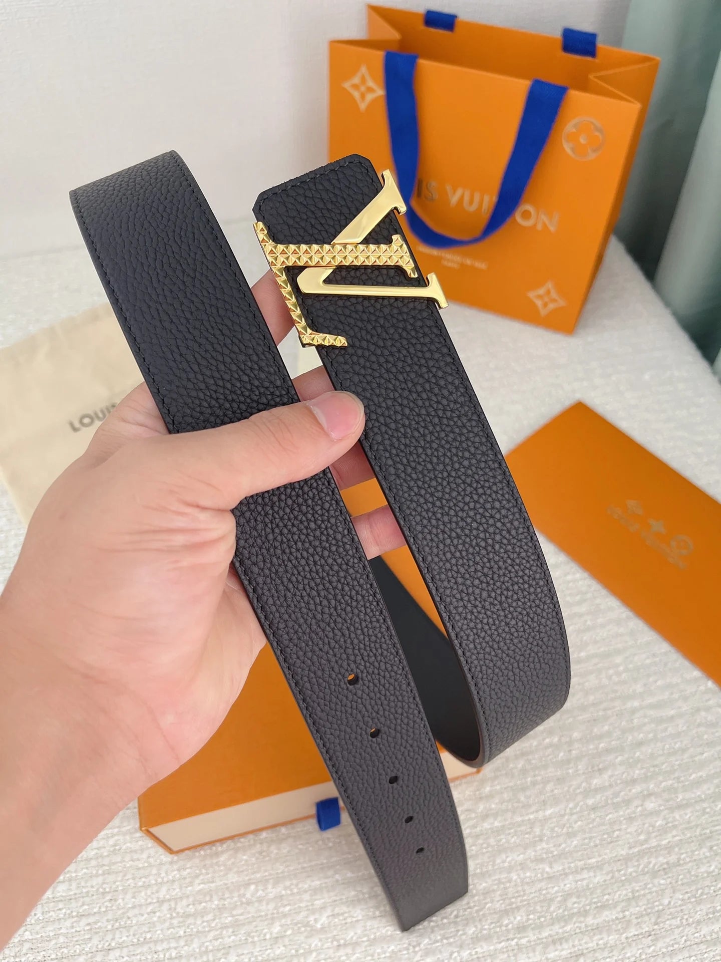 LV BELT