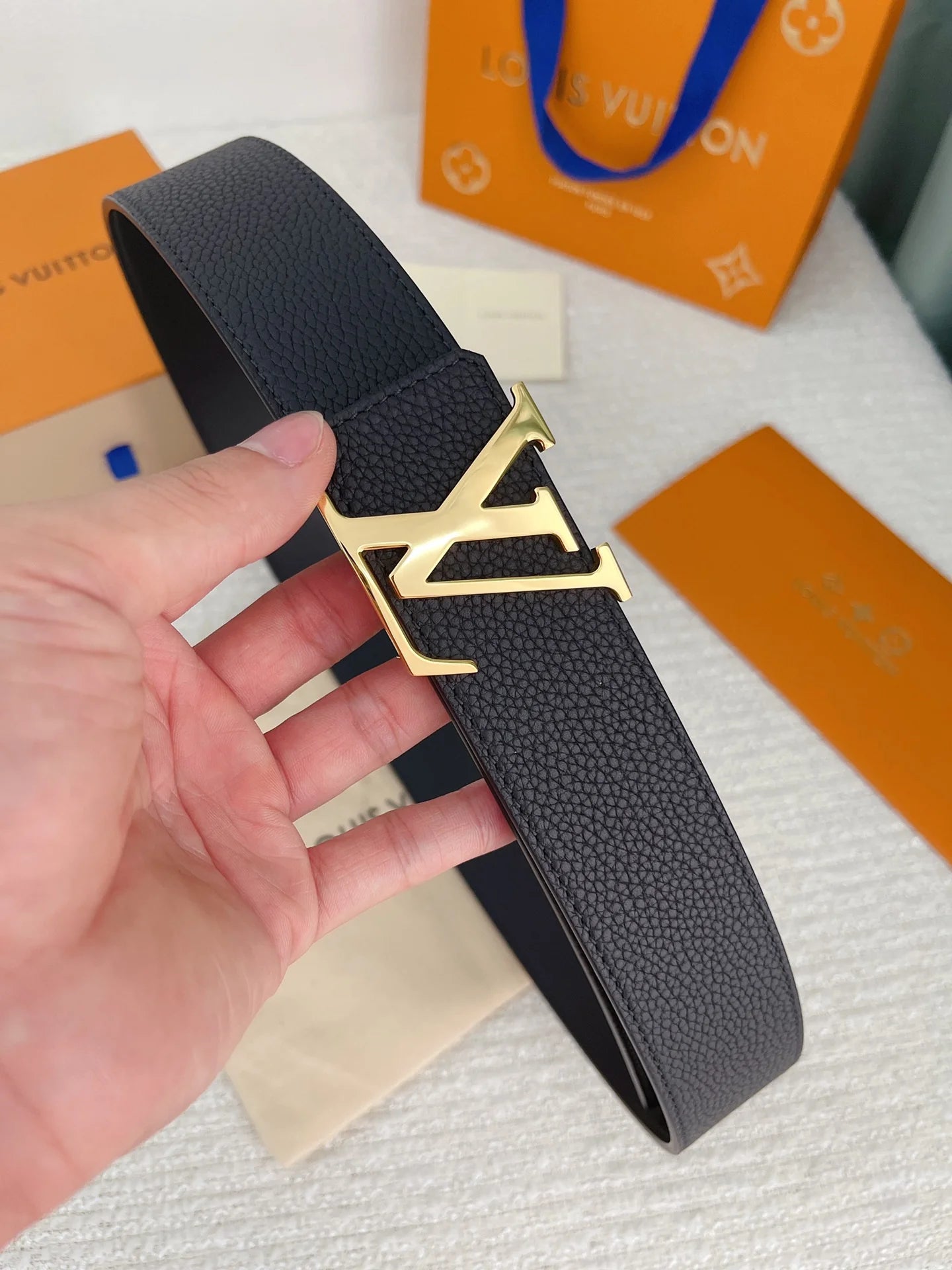 LV BELT