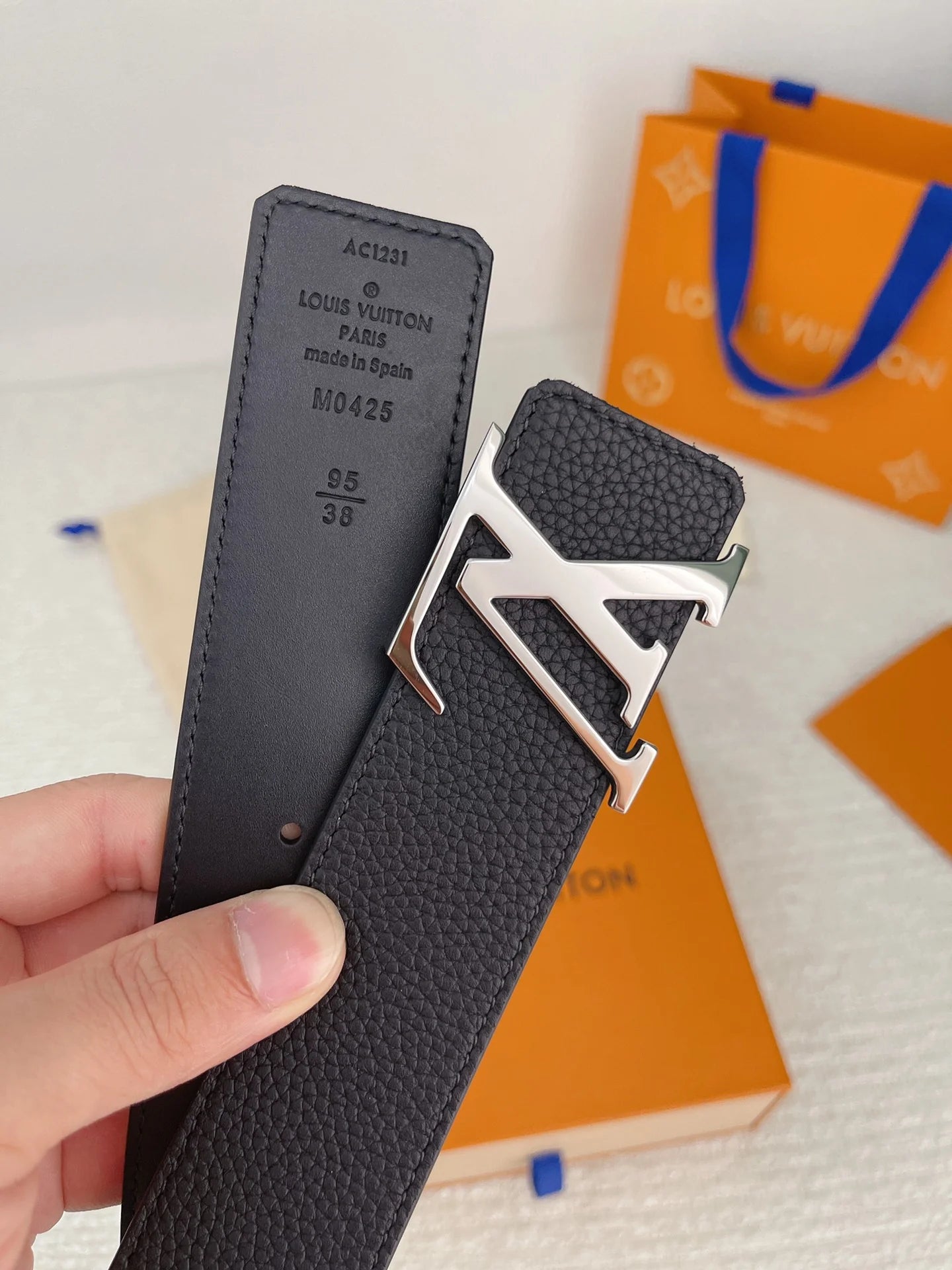 LV BELT
