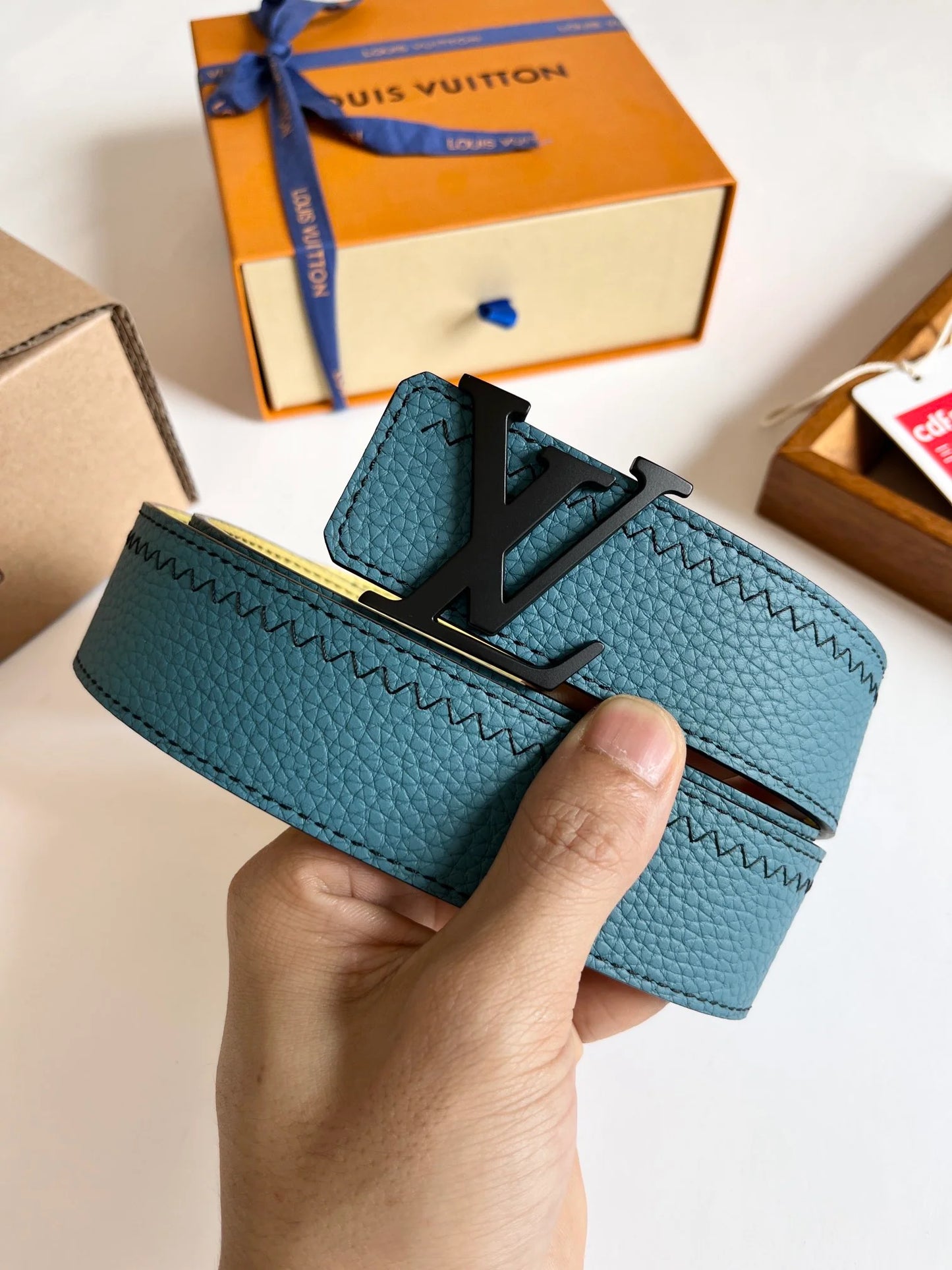 LV BELT