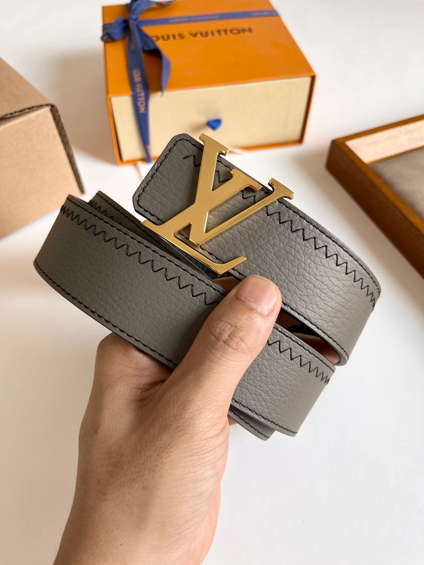 LV BELT