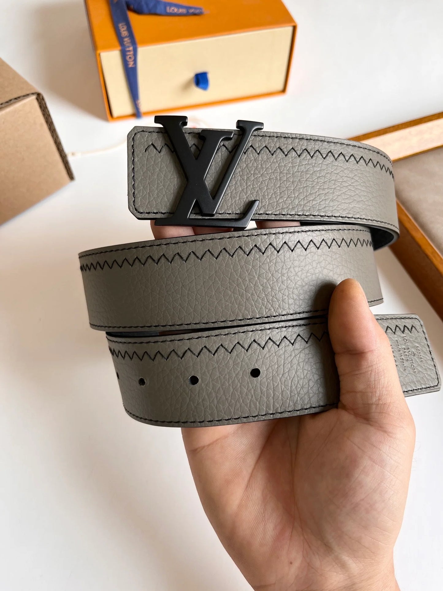 LV BELT