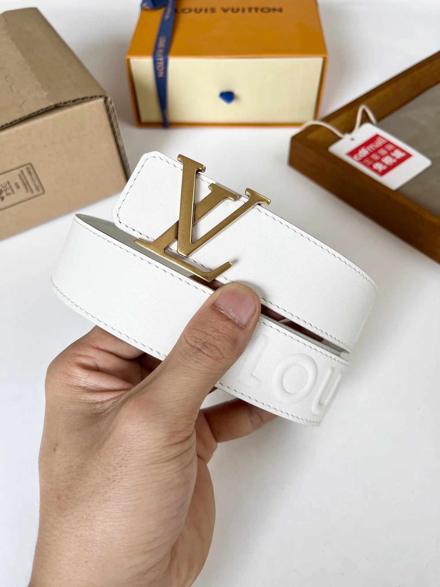 LV BELT