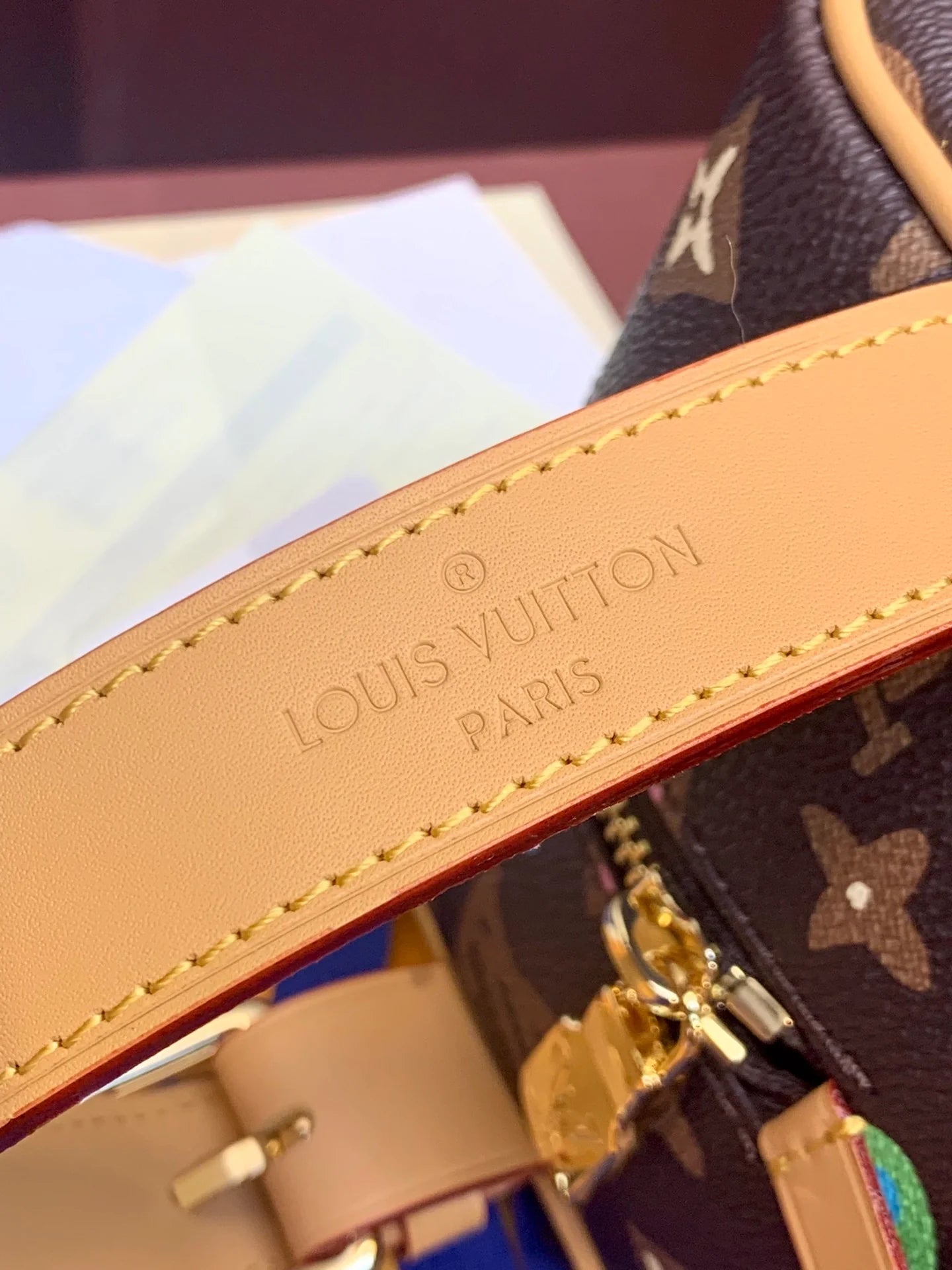 LV CLUTCH