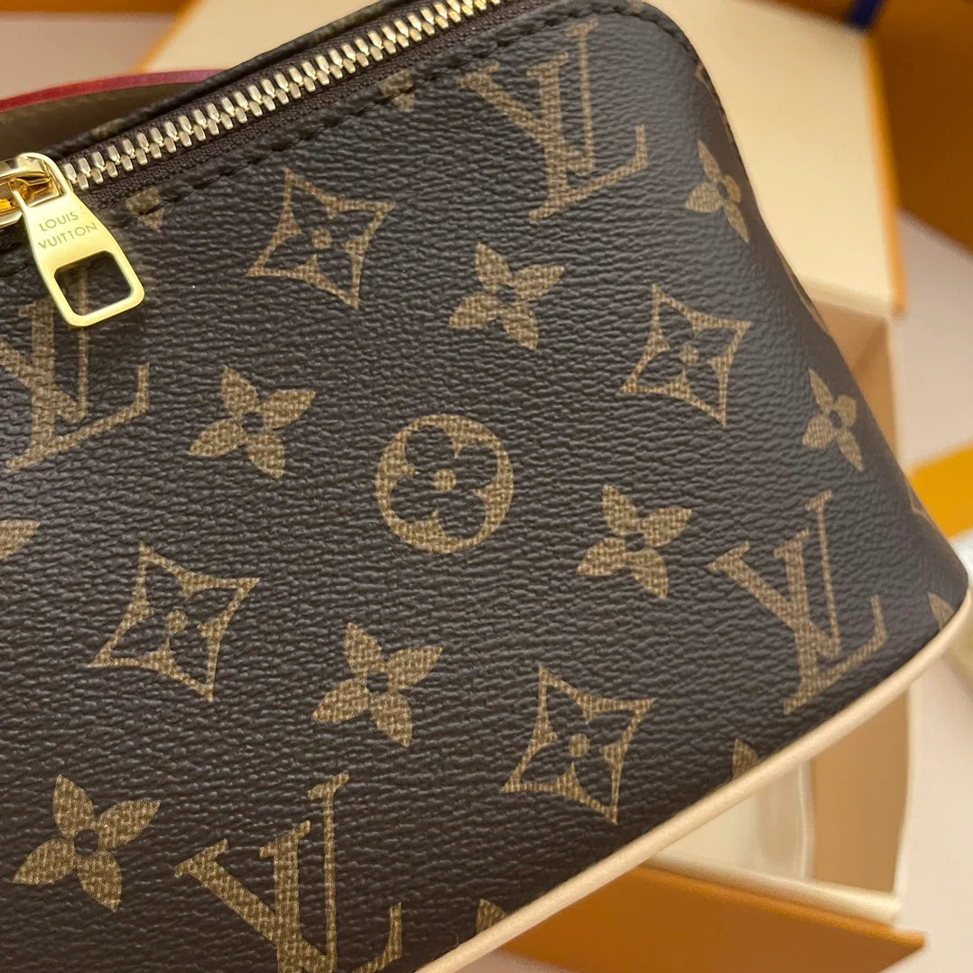 LV CLUTCH