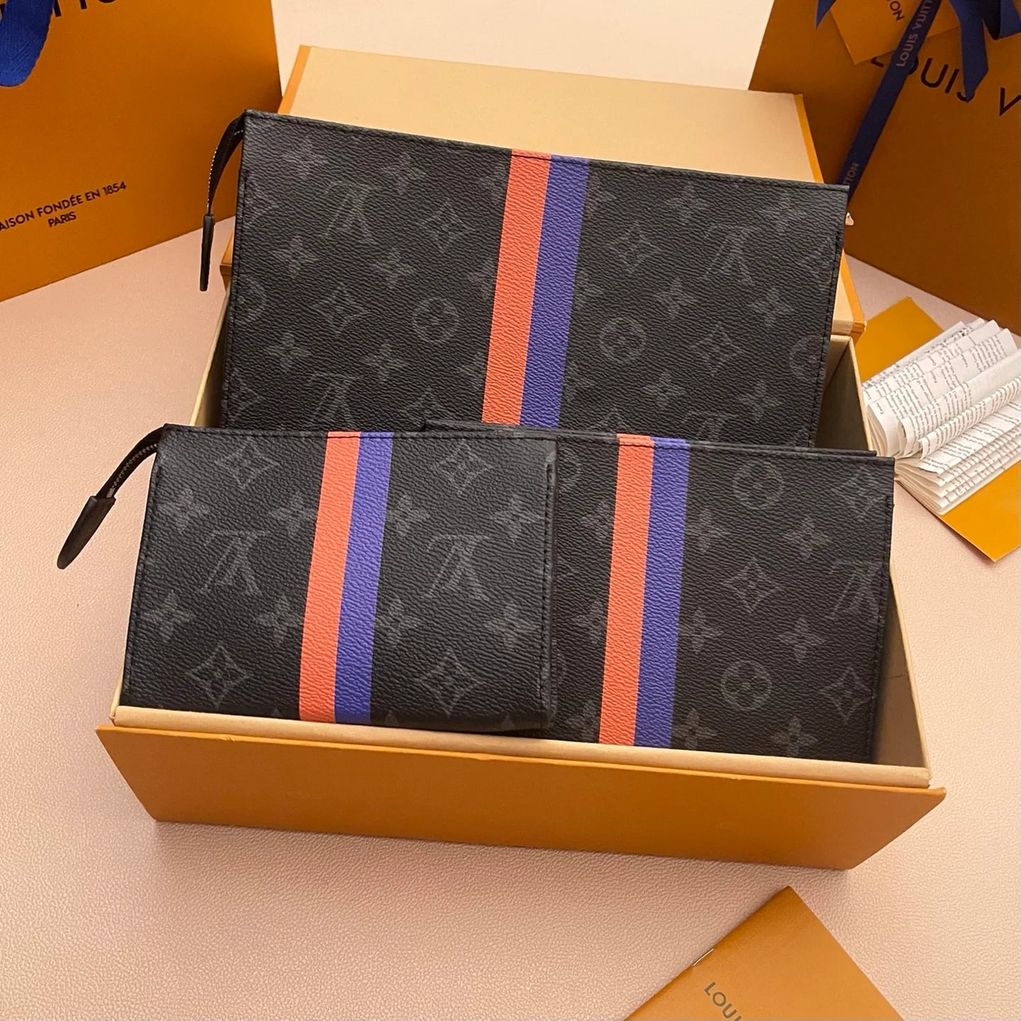 LV CLUTCH