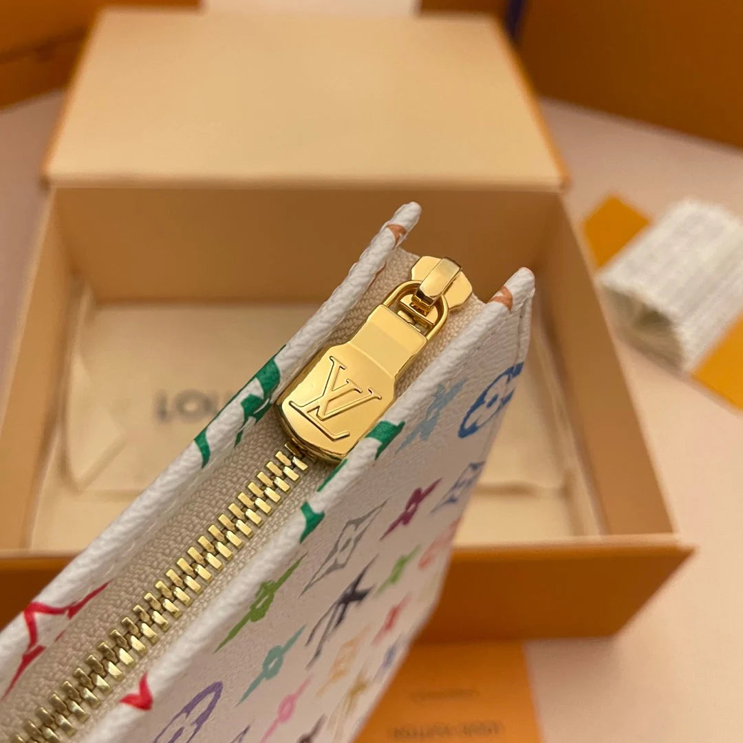 LV CLUTCH