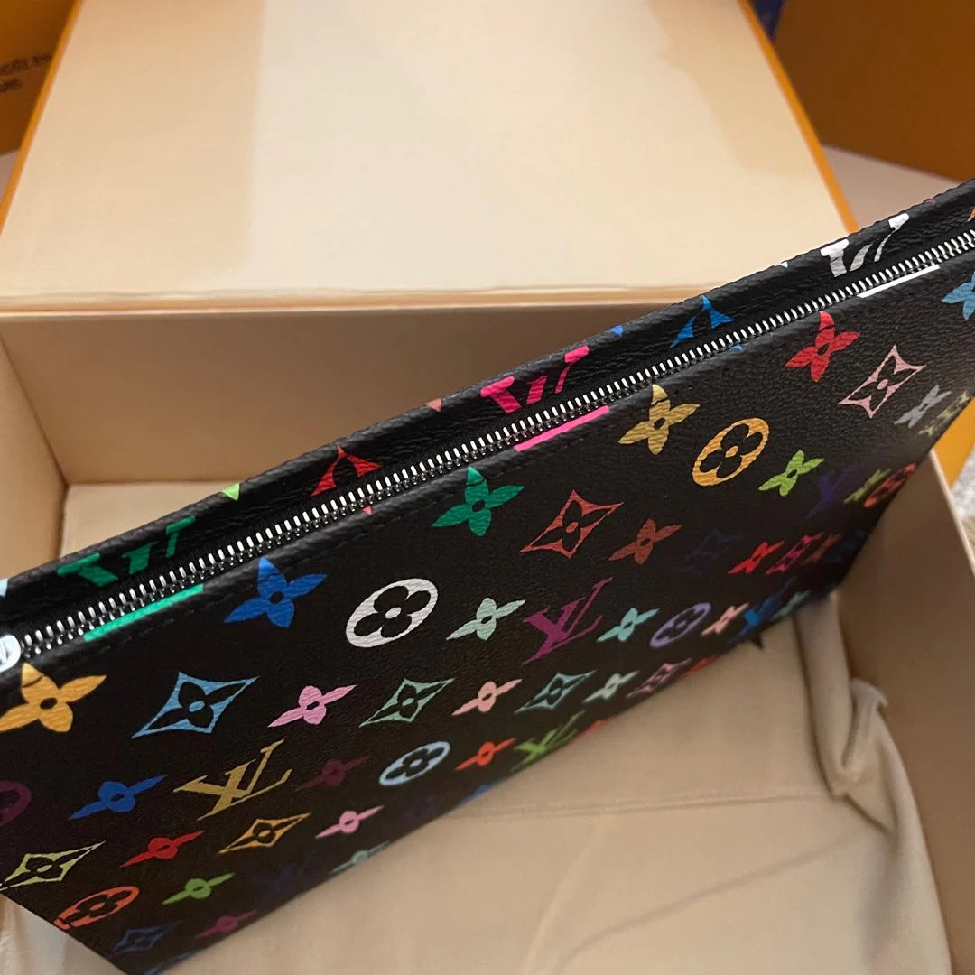 LV CLUTCH