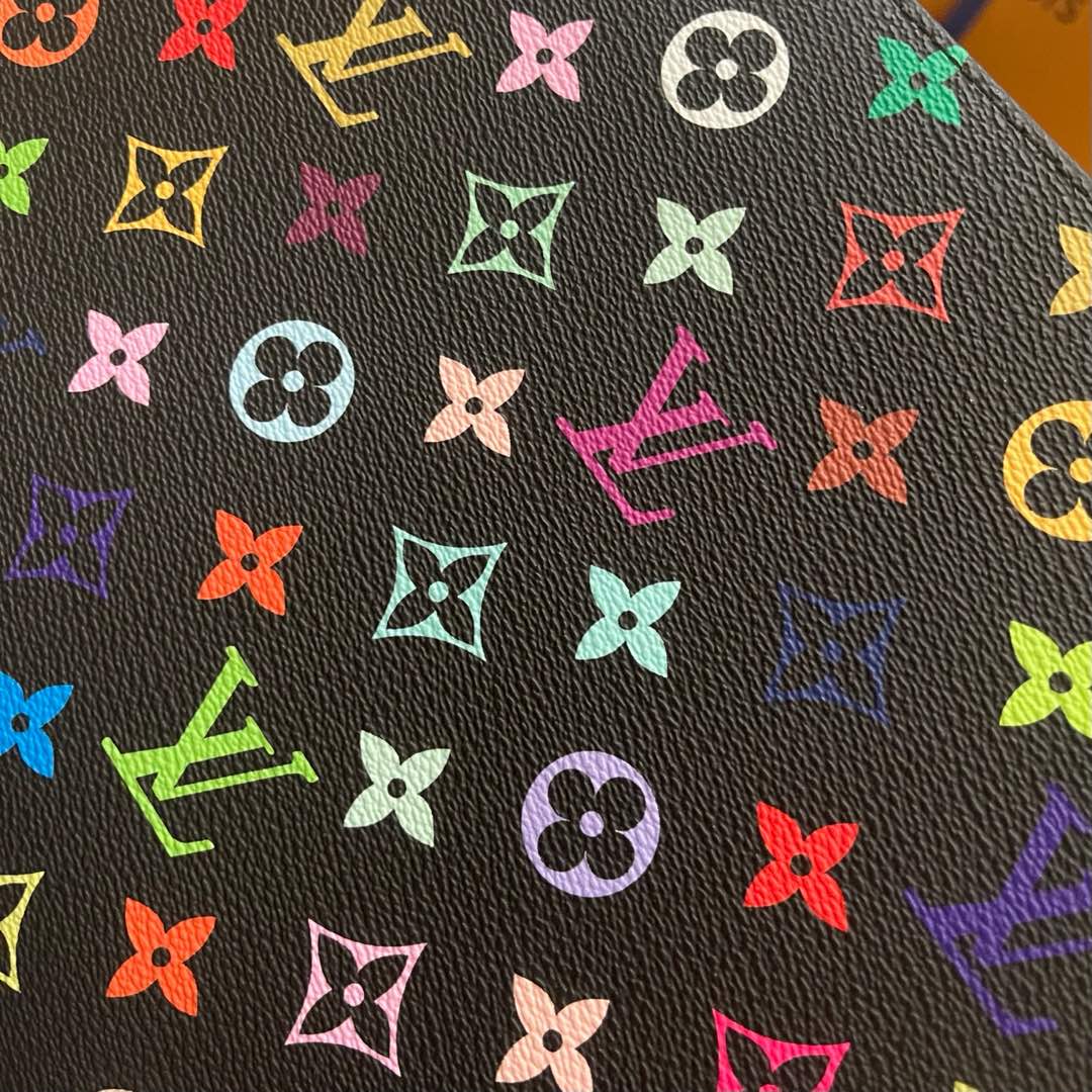 LV CLUTCH