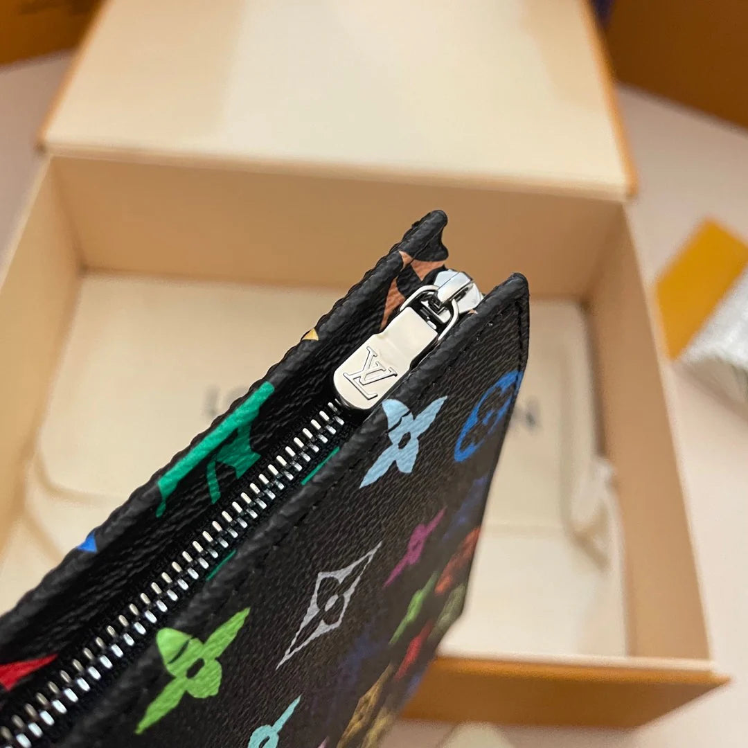 LV CLUTCH