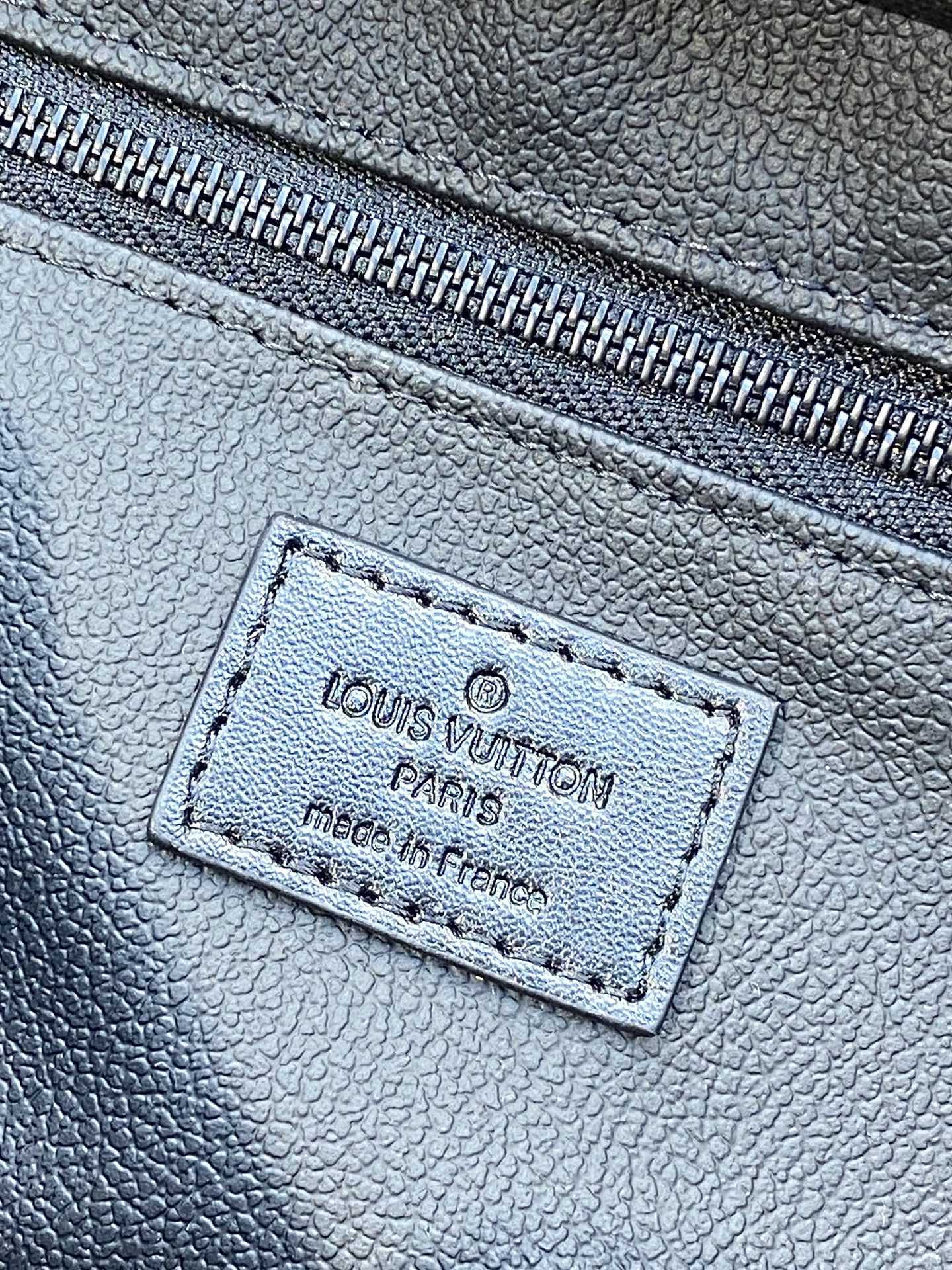 LV CLUTCH
