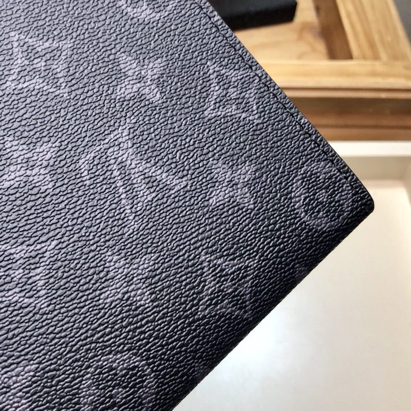LV CLUTCH