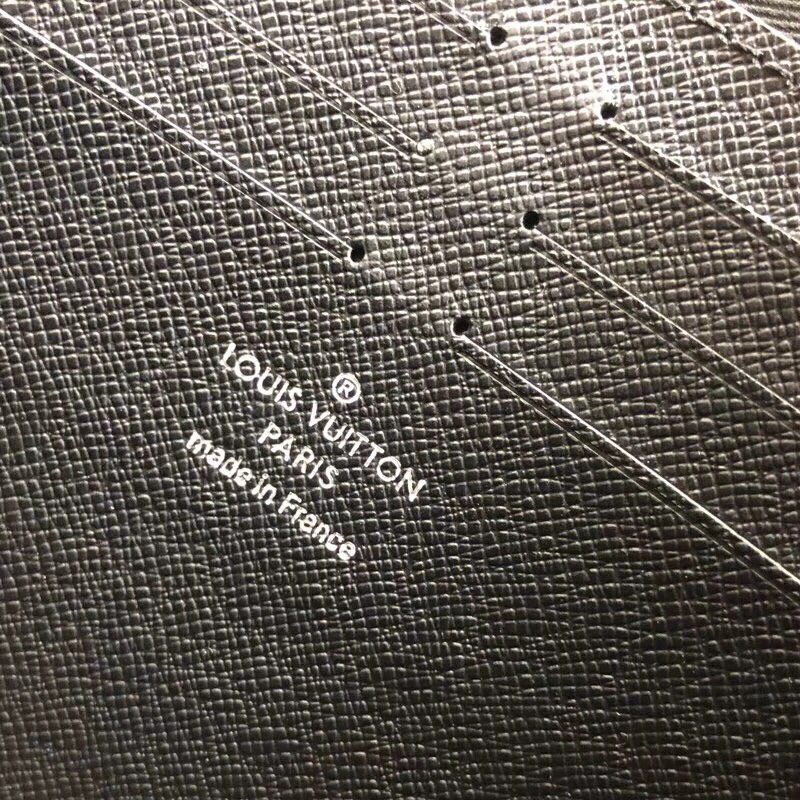 LV CLUTCH