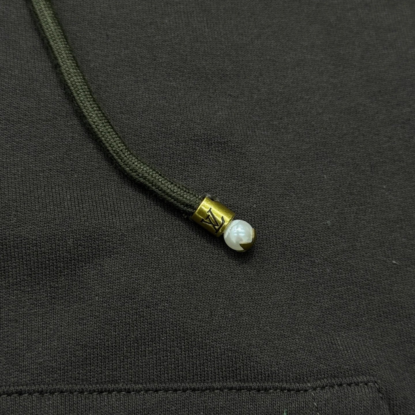 LV HOODIE