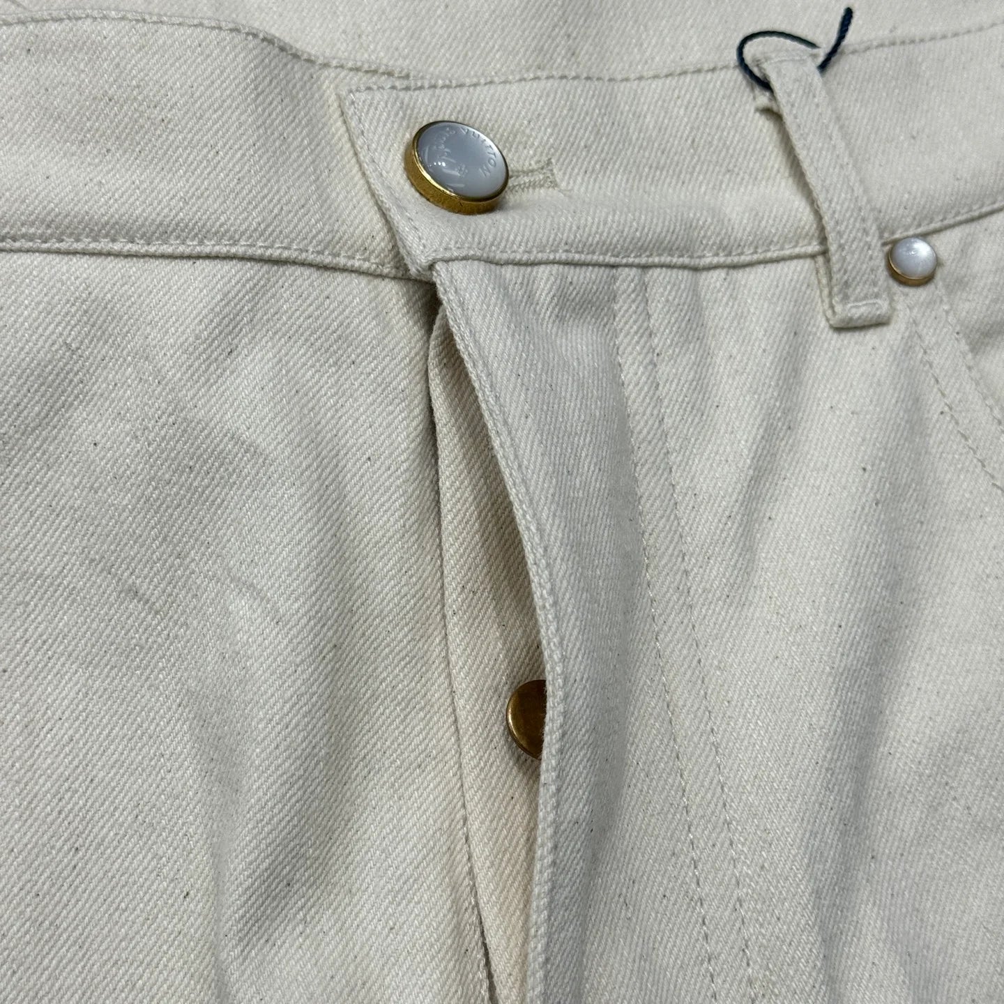 LV JEANS