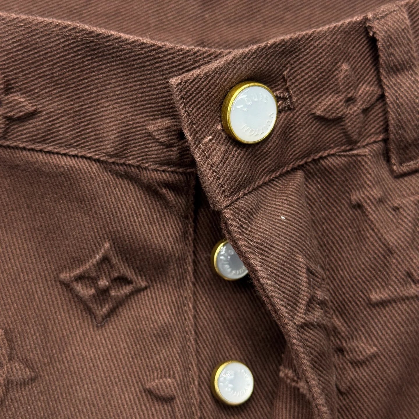 LV JEANS