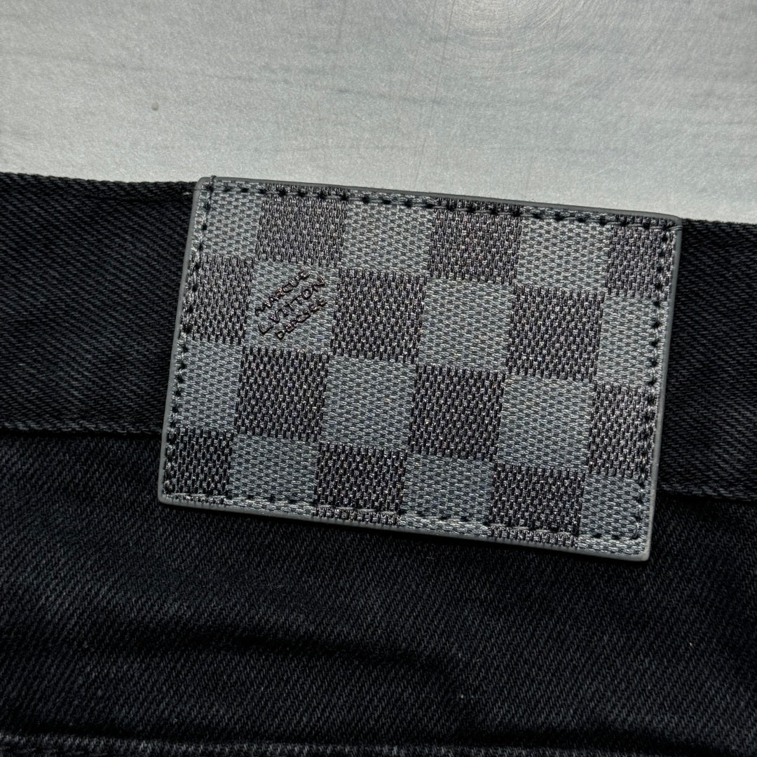 LV JEANS