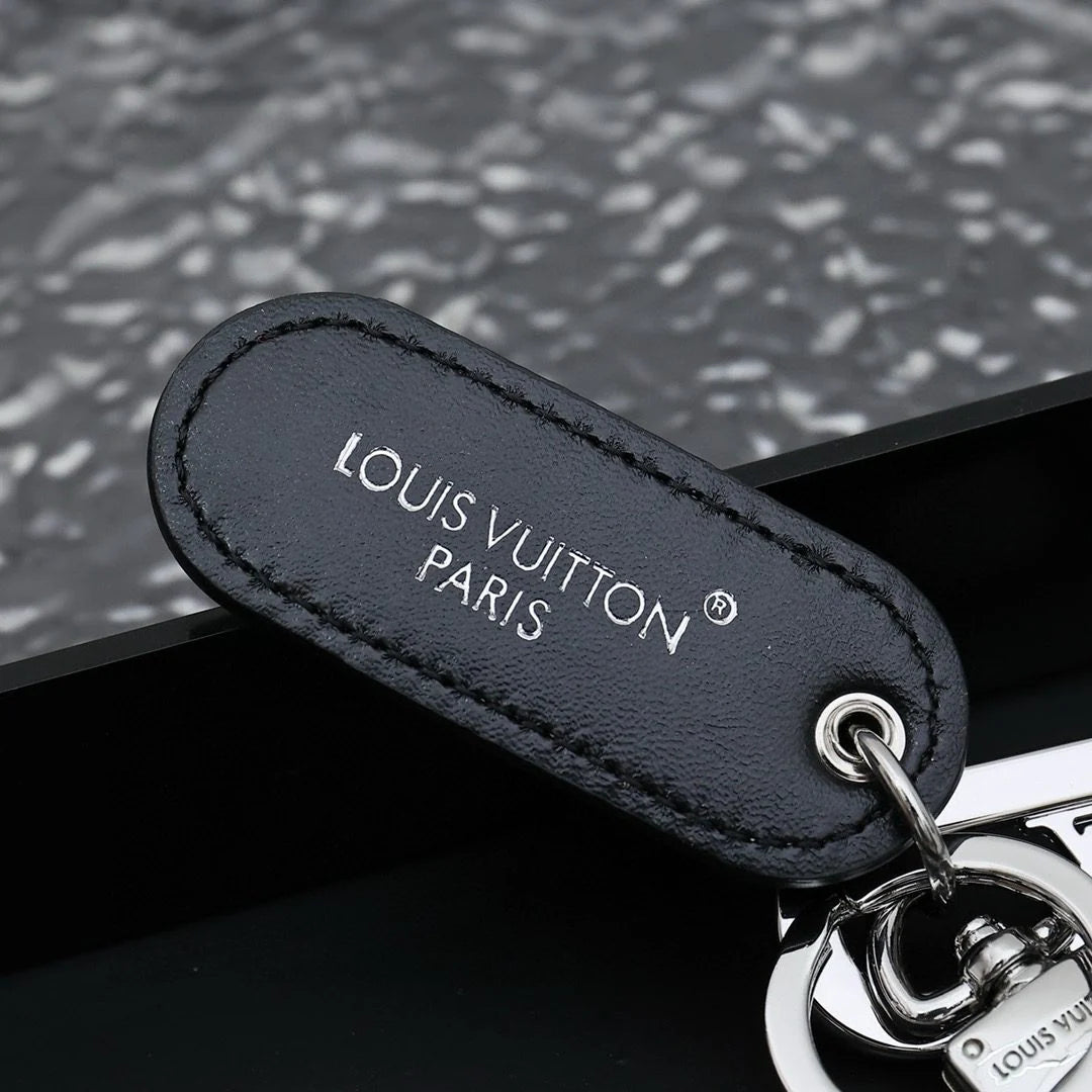LV KEY HOLDER