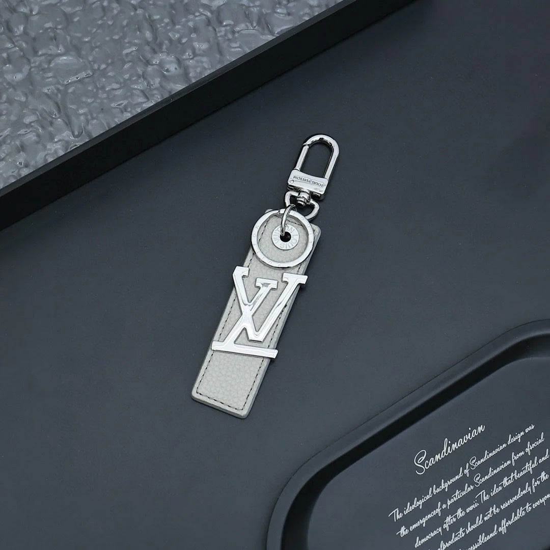 LV KEY HOLDER