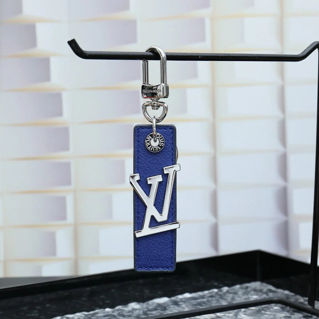 LV KEY HOLDER