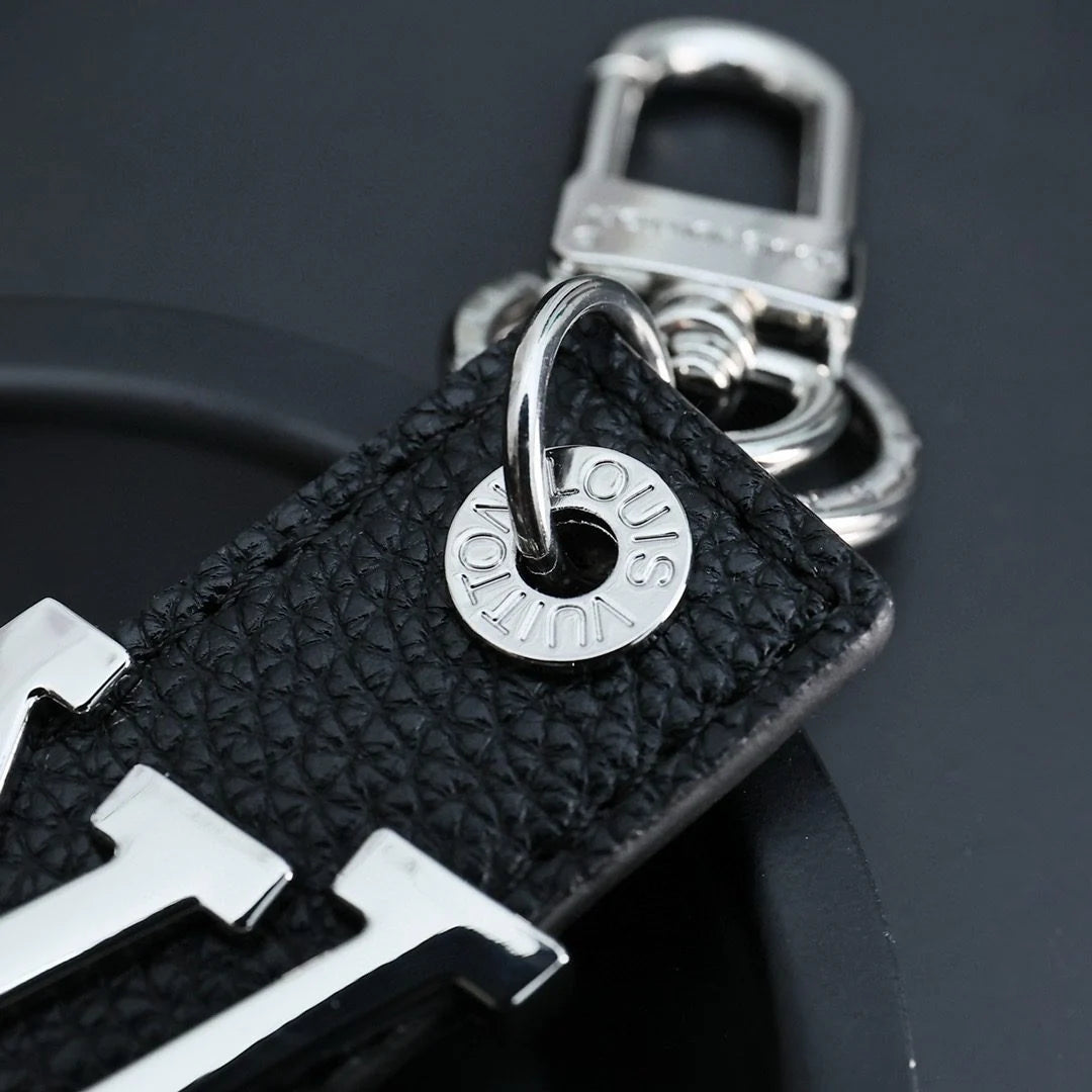 LV KEY HOLDER
