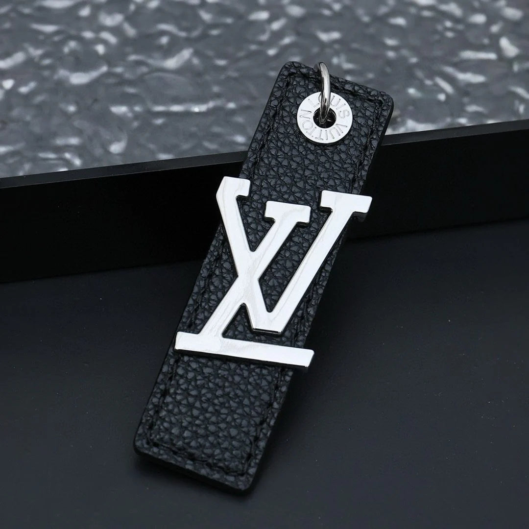 LV KEY HOLDER