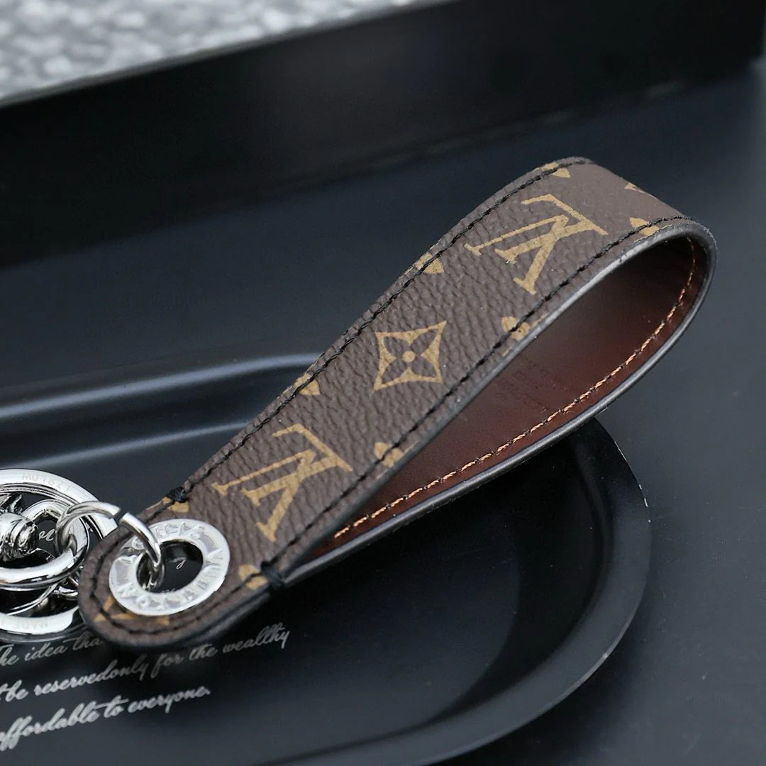 LV KEY HOLDER